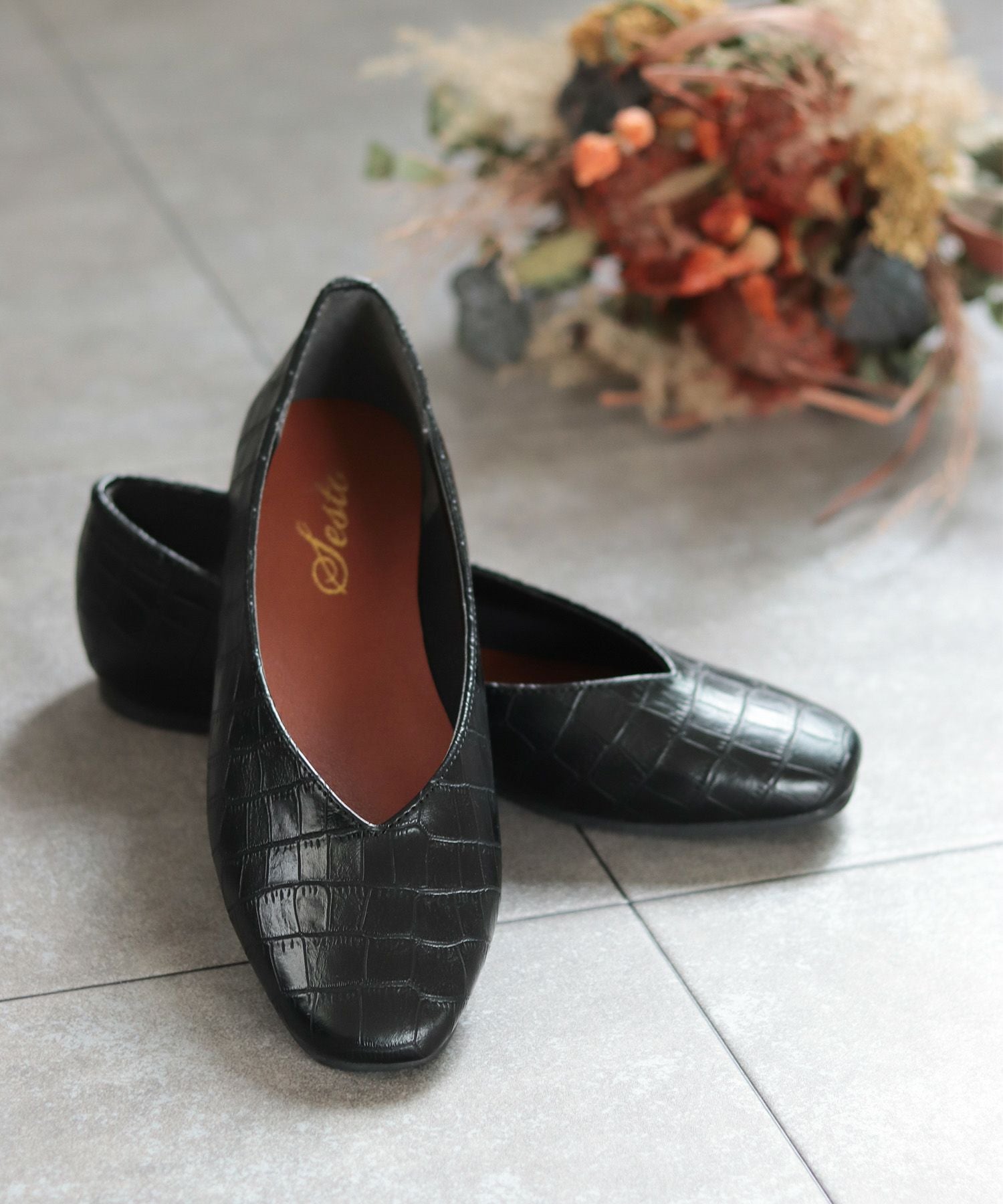 スクエアトゥフラットシューズVカットバブーシュパンプス