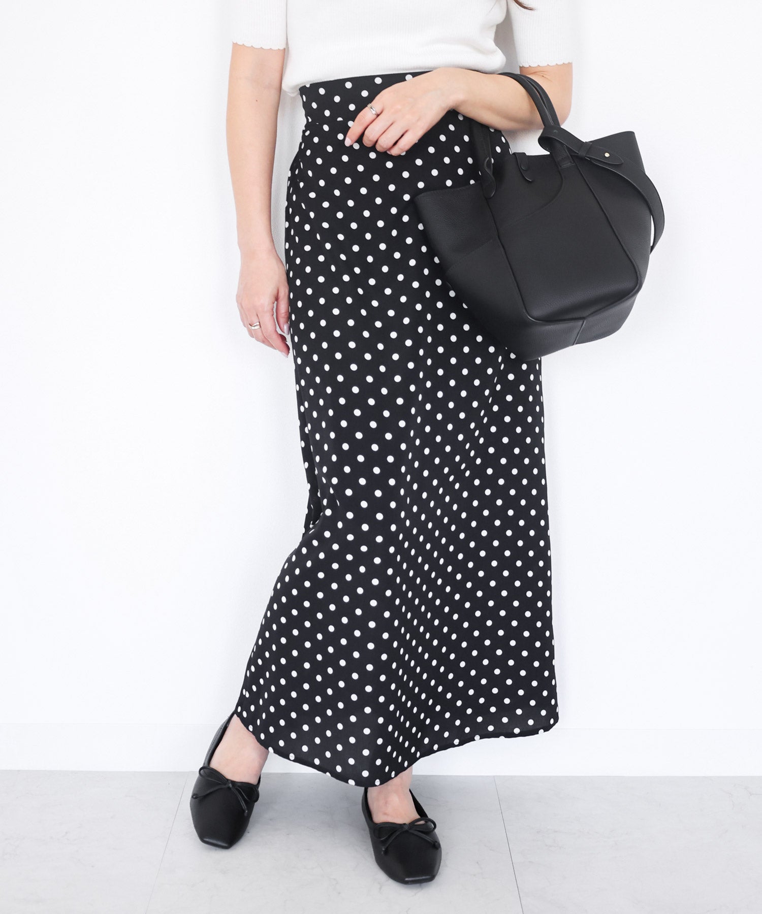 やわらかスムース素材のスクエアトゥ甲深バレエシューズ 一部4月上旬入荷予定