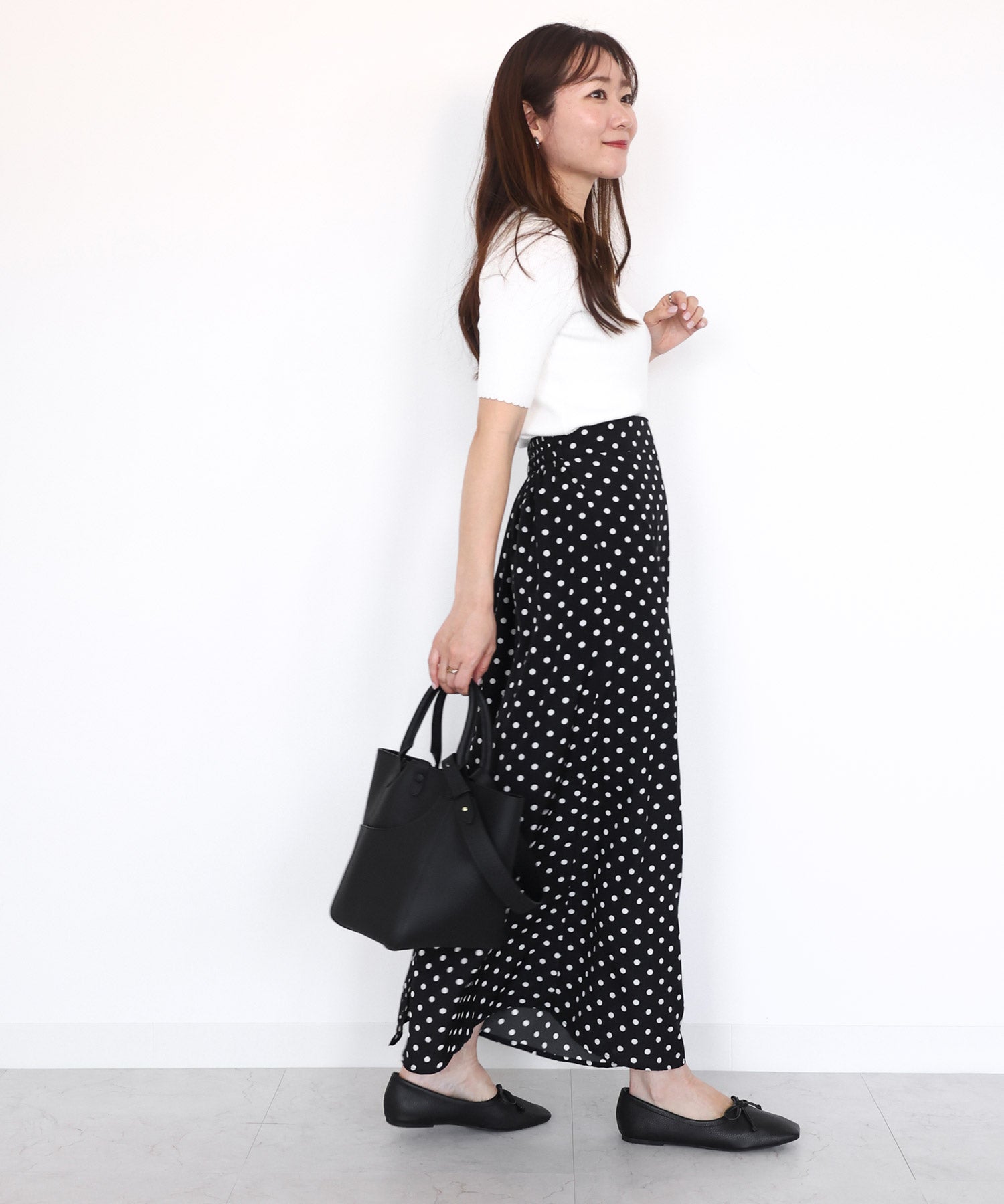 やわらかスムース素材のスクエアトゥ甲深バレエシューズ 一部4月上旬入荷予定