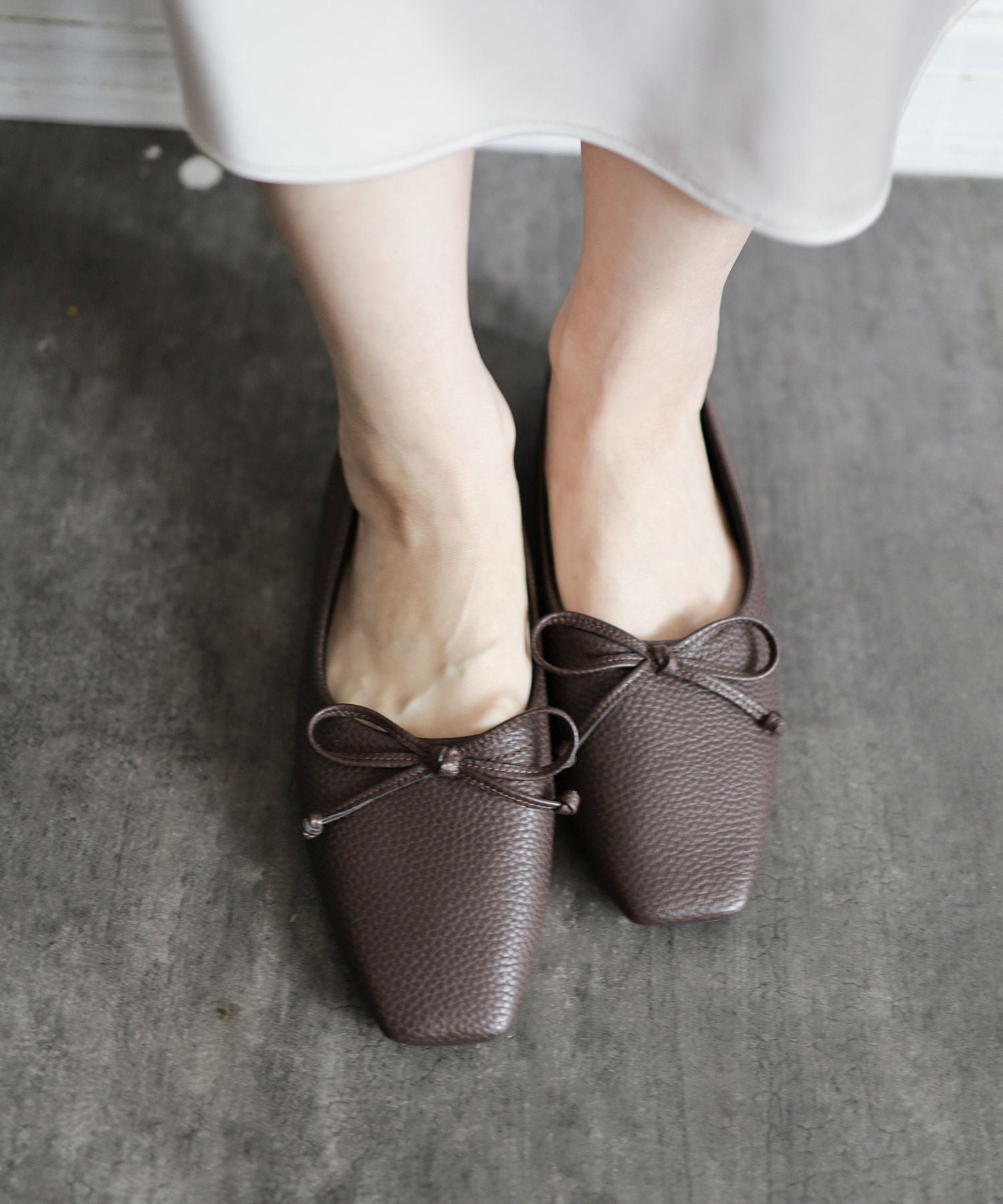 やわらかスムース素材のスクエアトゥ甲深バレエシューズ 一部4月上旬入荷予定