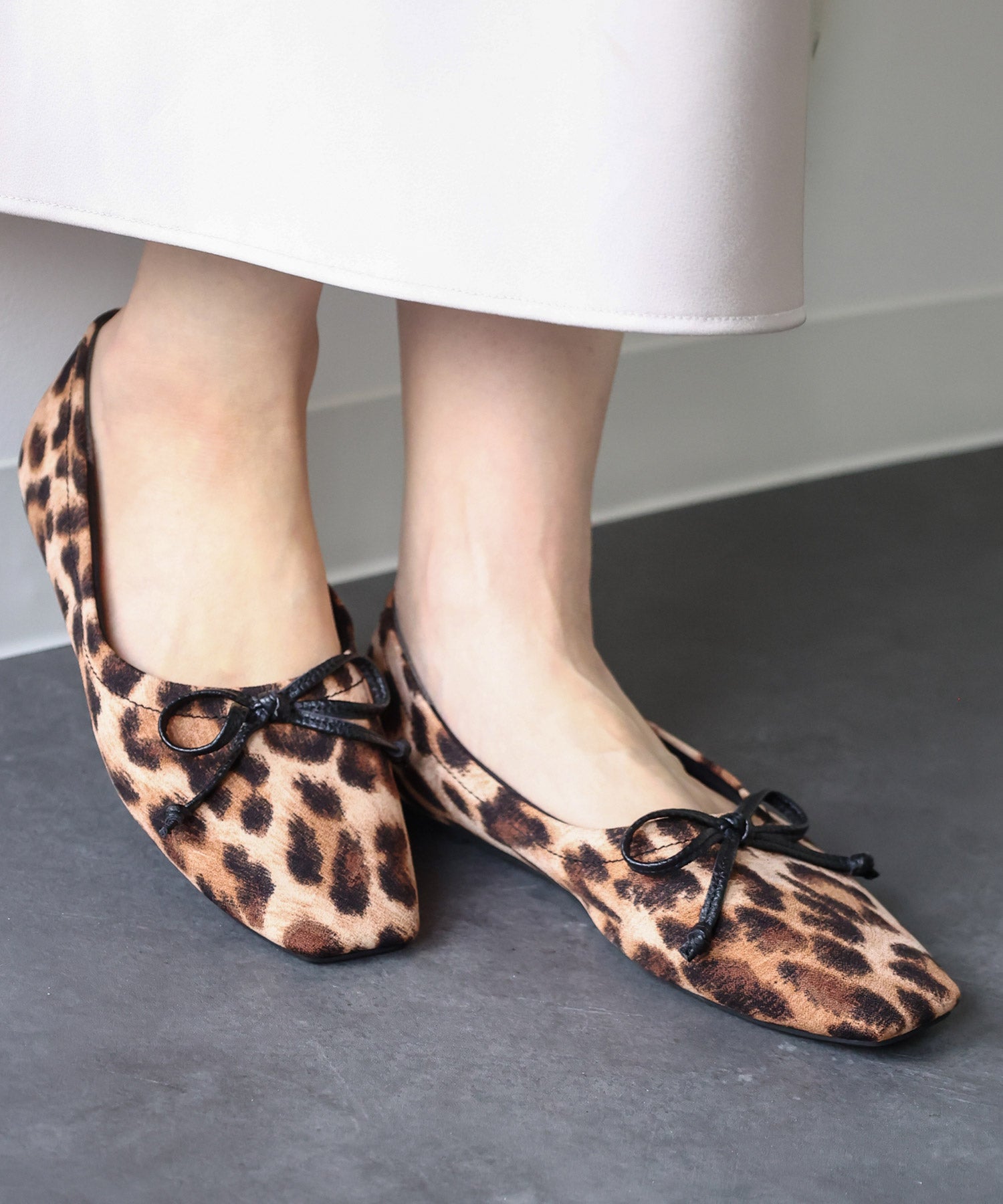 やわらかスムース素材のスクエアトゥ甲深バレエシューズ 一部4月上旬入荷予定