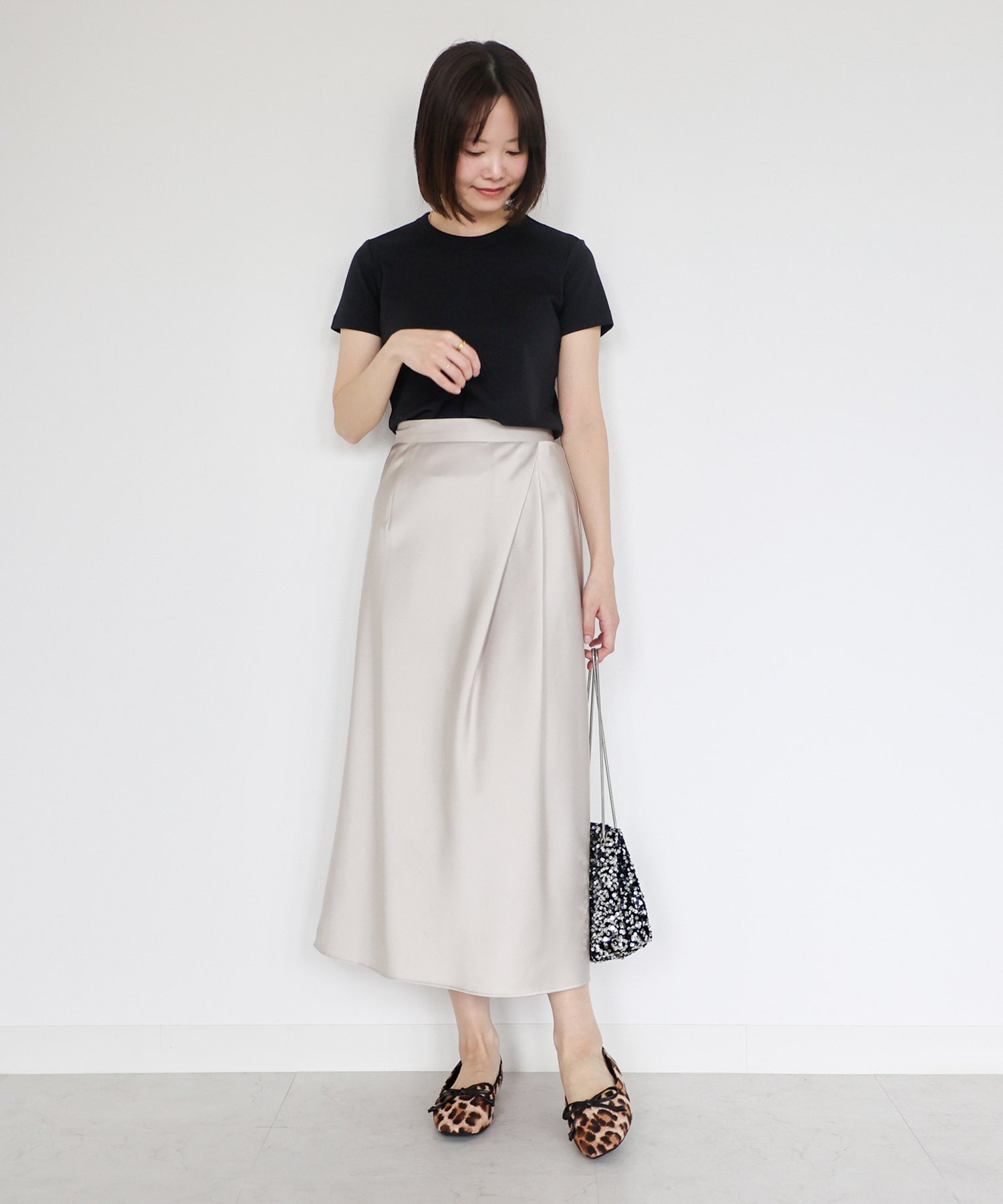 やわらかスムース素材のスクエアトゥ甲深バレエシューズ 一部4月上旬入荷予定