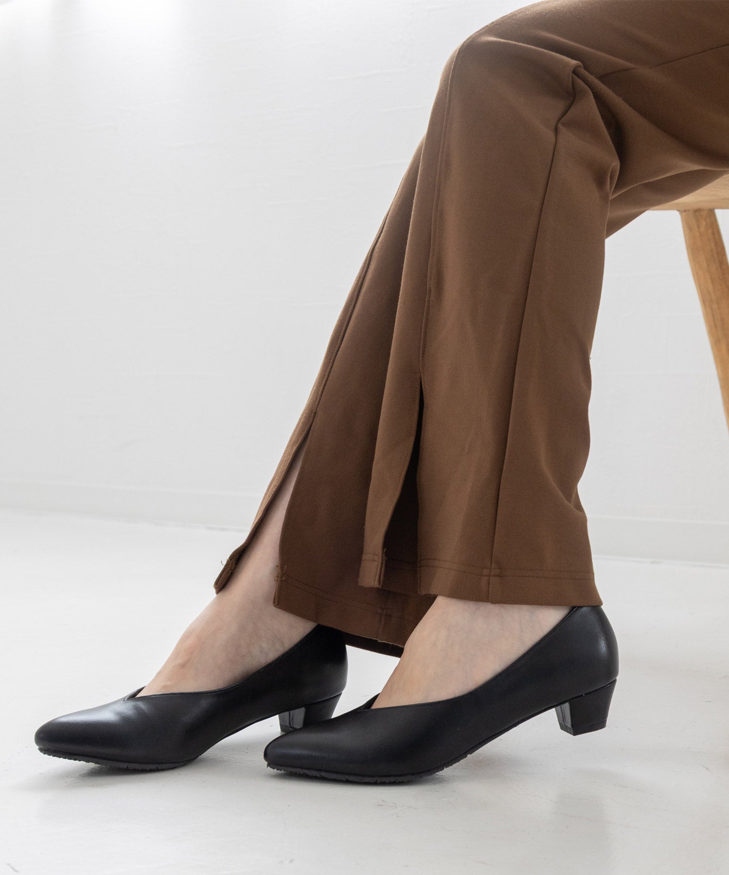 生活防水！晴雨兼用Vカットローヒールポインテッドトゥパンプス/レインシューズ/レインパンプス 一部5月下旬入荷予定