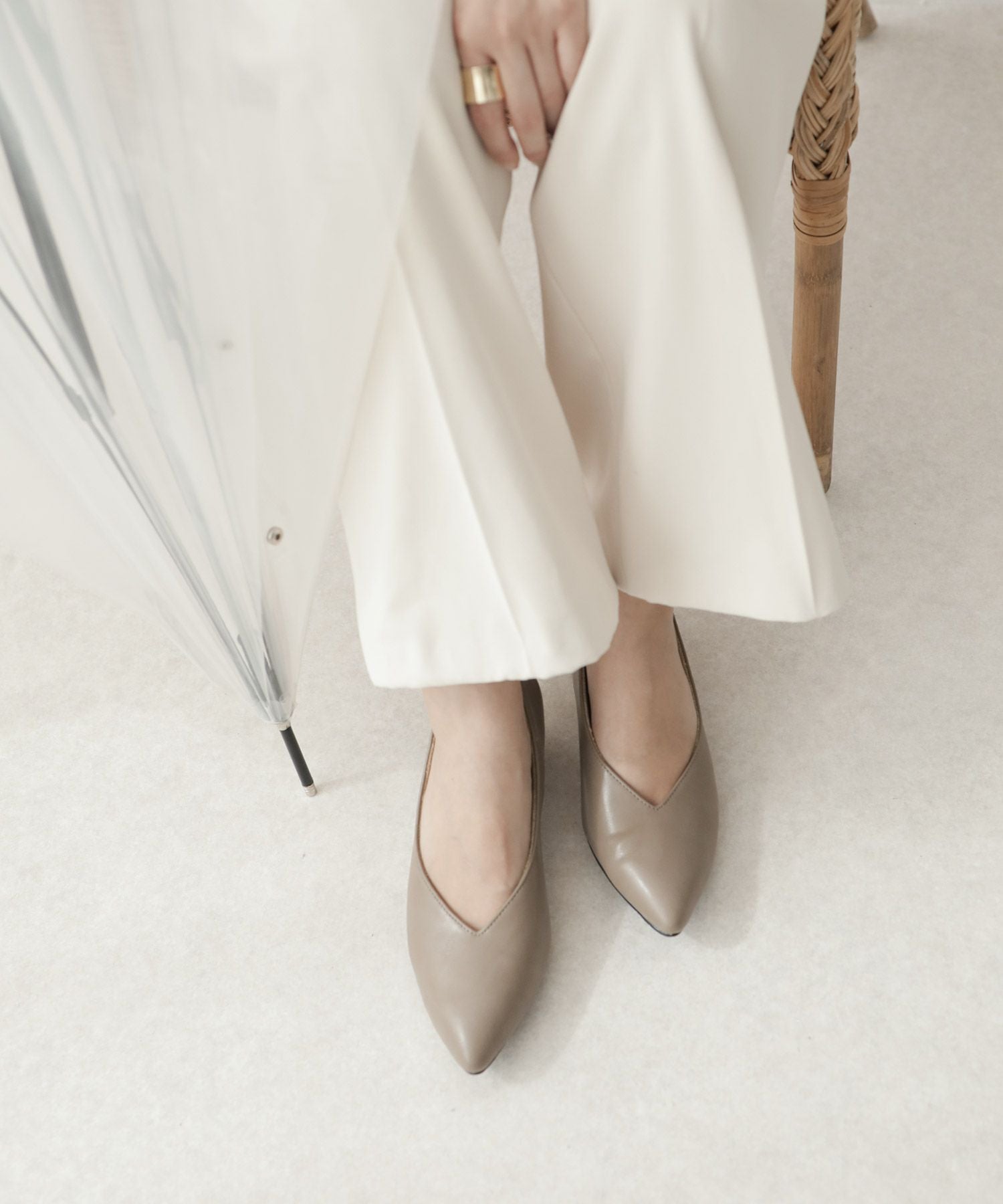 生活防水!晴雨兼用Vカットローヒールポインテッドトゥパンプス/レインシューズ/レインパンプス 一部3月下旬入荷予定