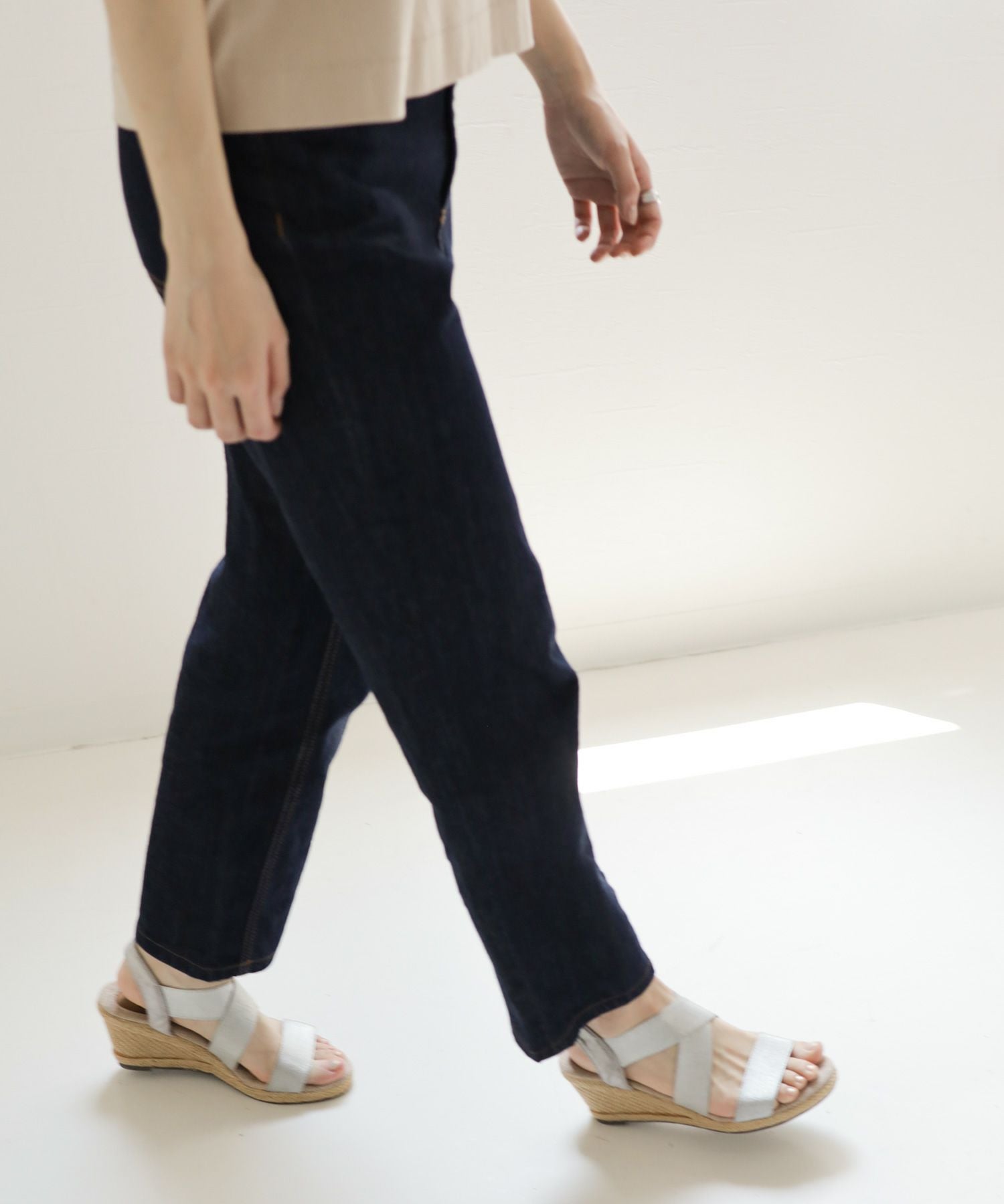 7cmヒールゴムフィットサンダル