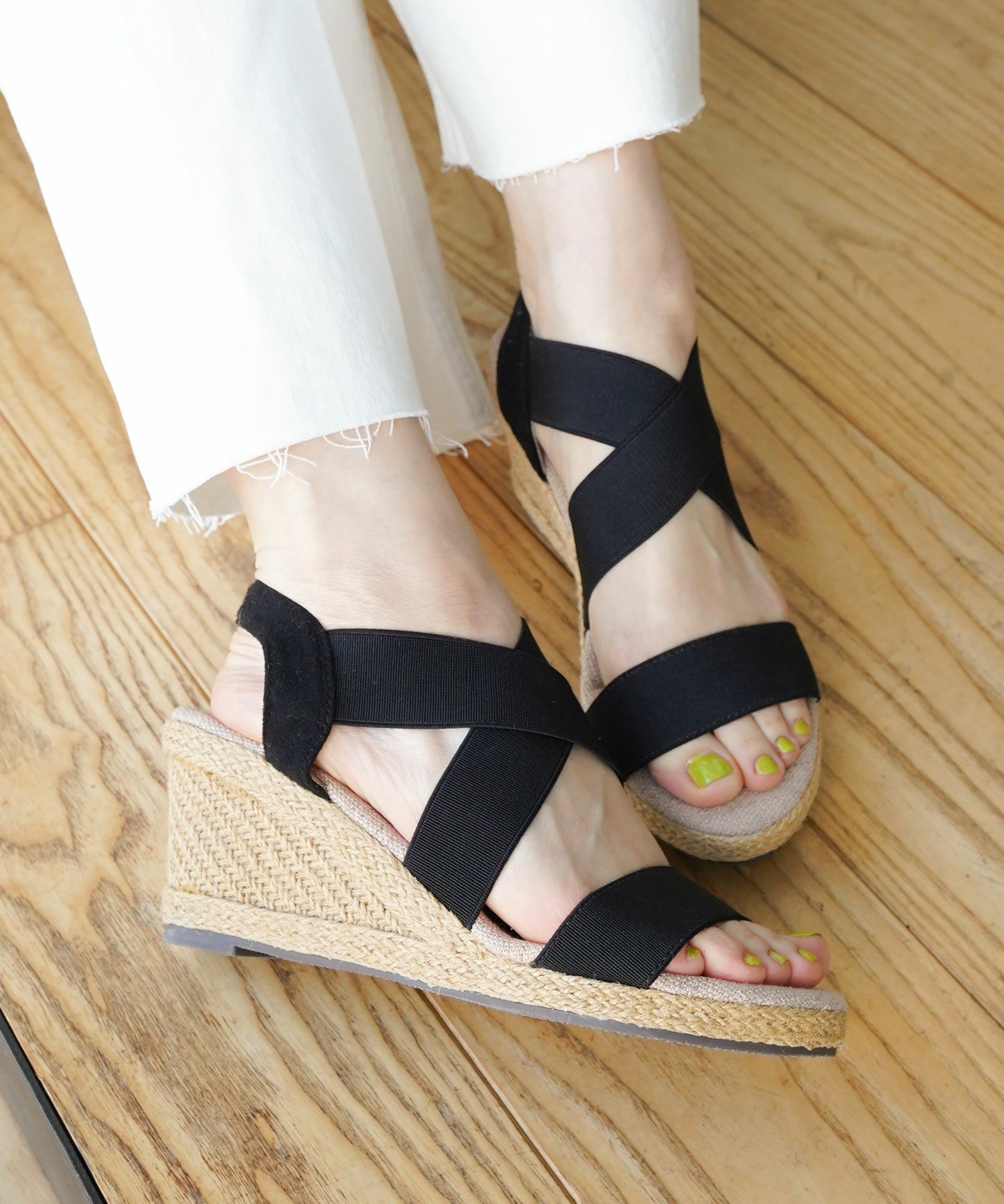 7cmヒールゴムフィットサンダル