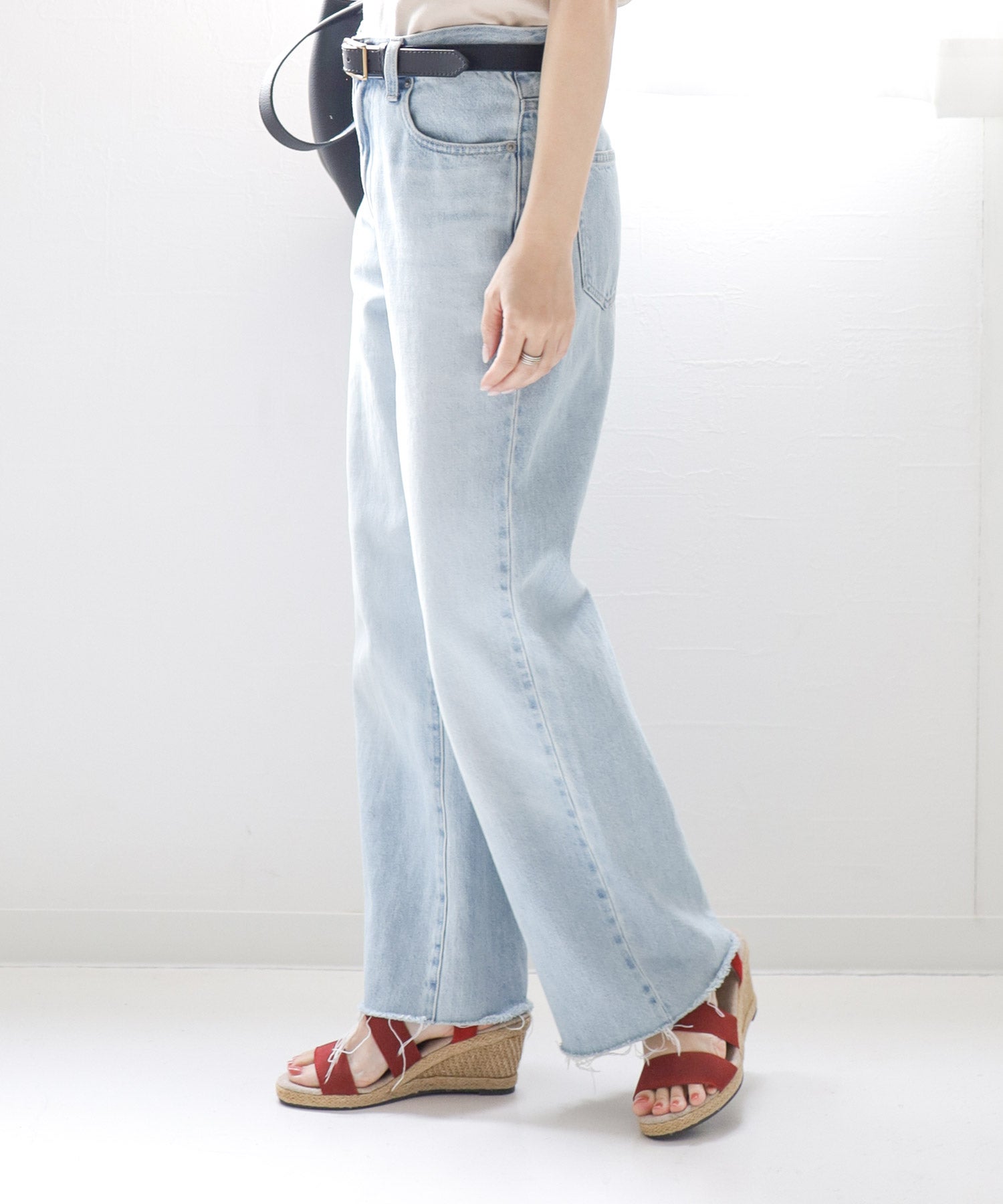 7cmヒールゴムフィットサンダル