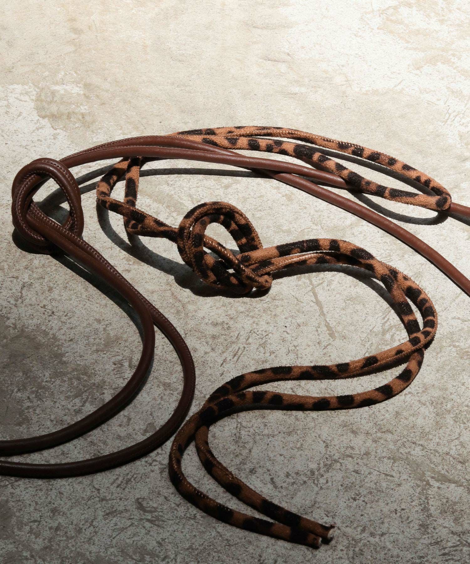 レザー調丸紐のロープノットベルト【3点までゆうパケット可】