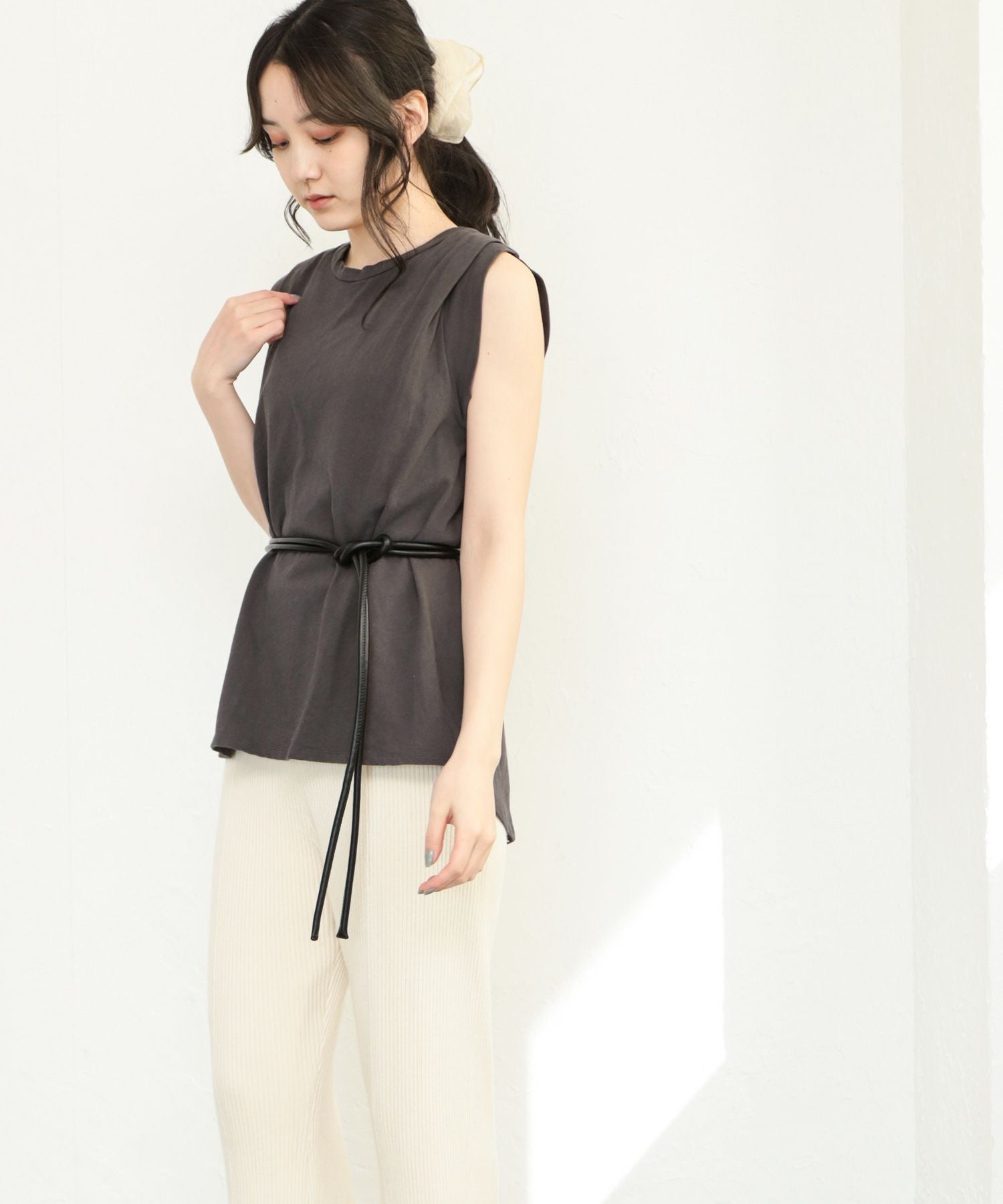 レザー調丸紐のロープノットベルト【3点までゆうパケット可】