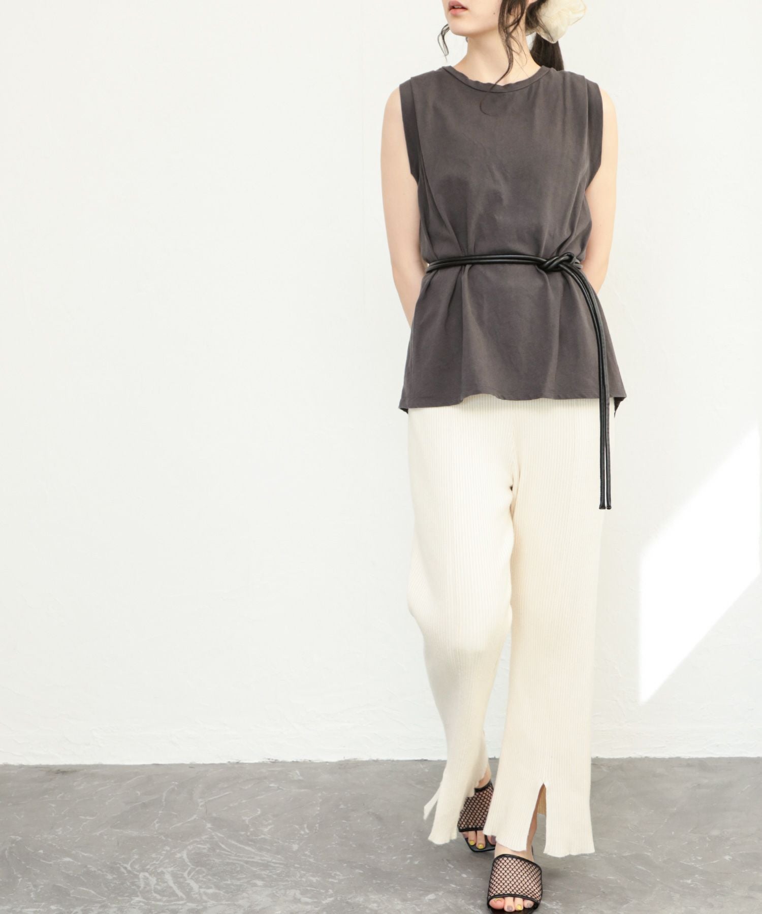 レザー調丸紐のロープノットベルト【3点までゆうパケット可】