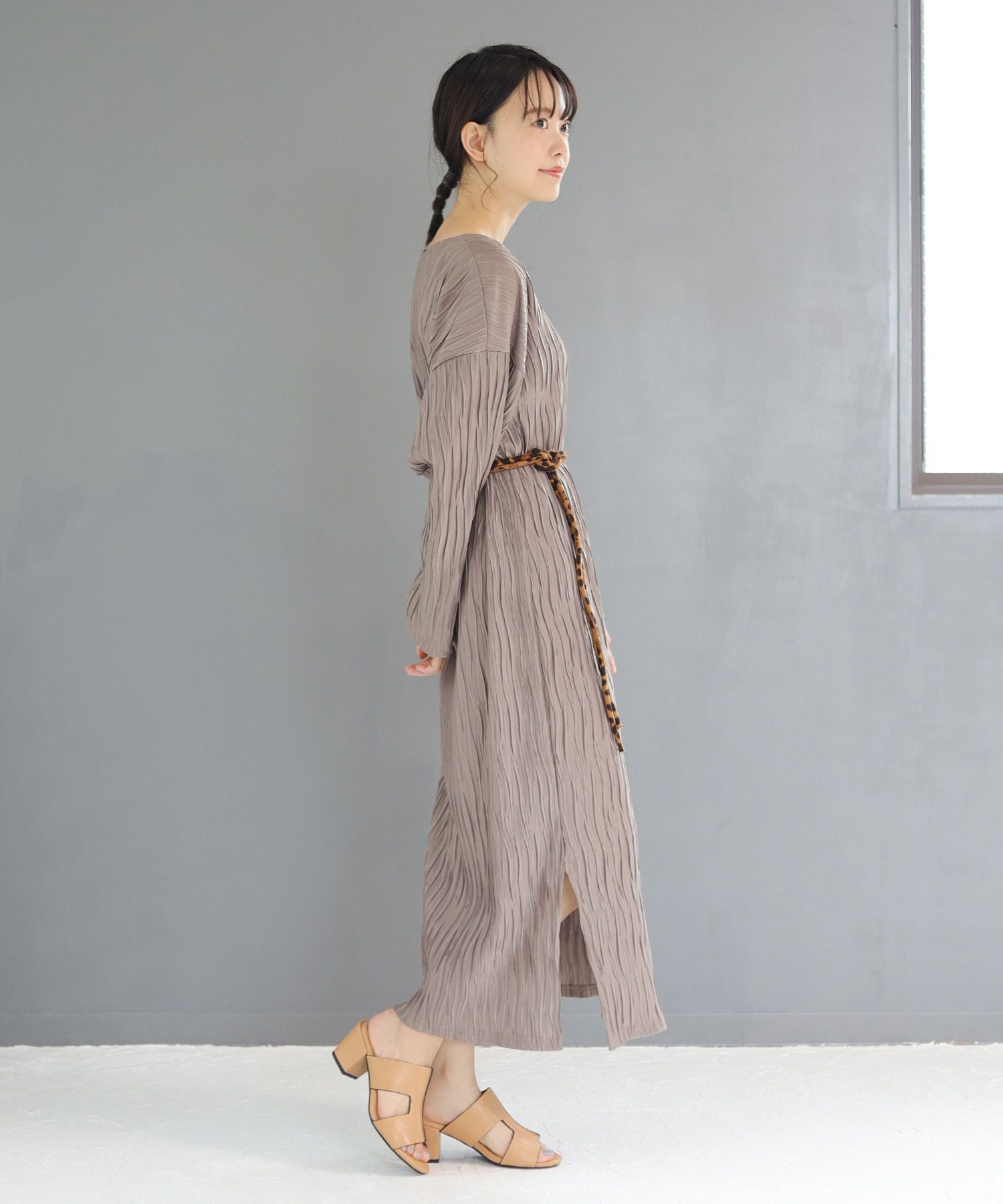 レザー調丸紐のロープノットベルト【3点までゆうパケット可】