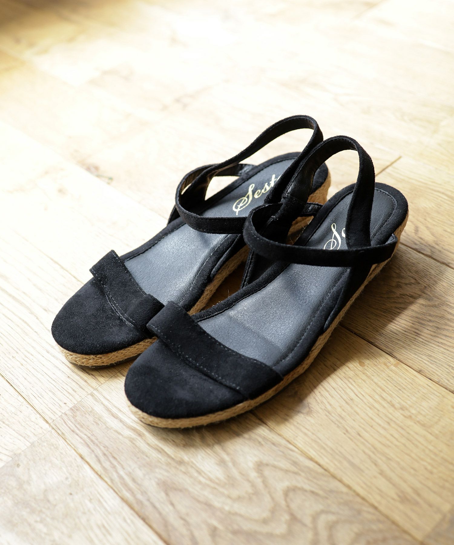 ローヒールウエッジソールサンダル/リラックスサンダル | SESTO(セスト