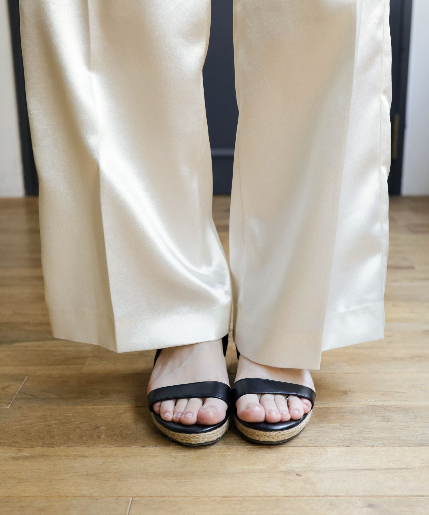 ローヒールウエッジソールサンダル/リラックスサンダル