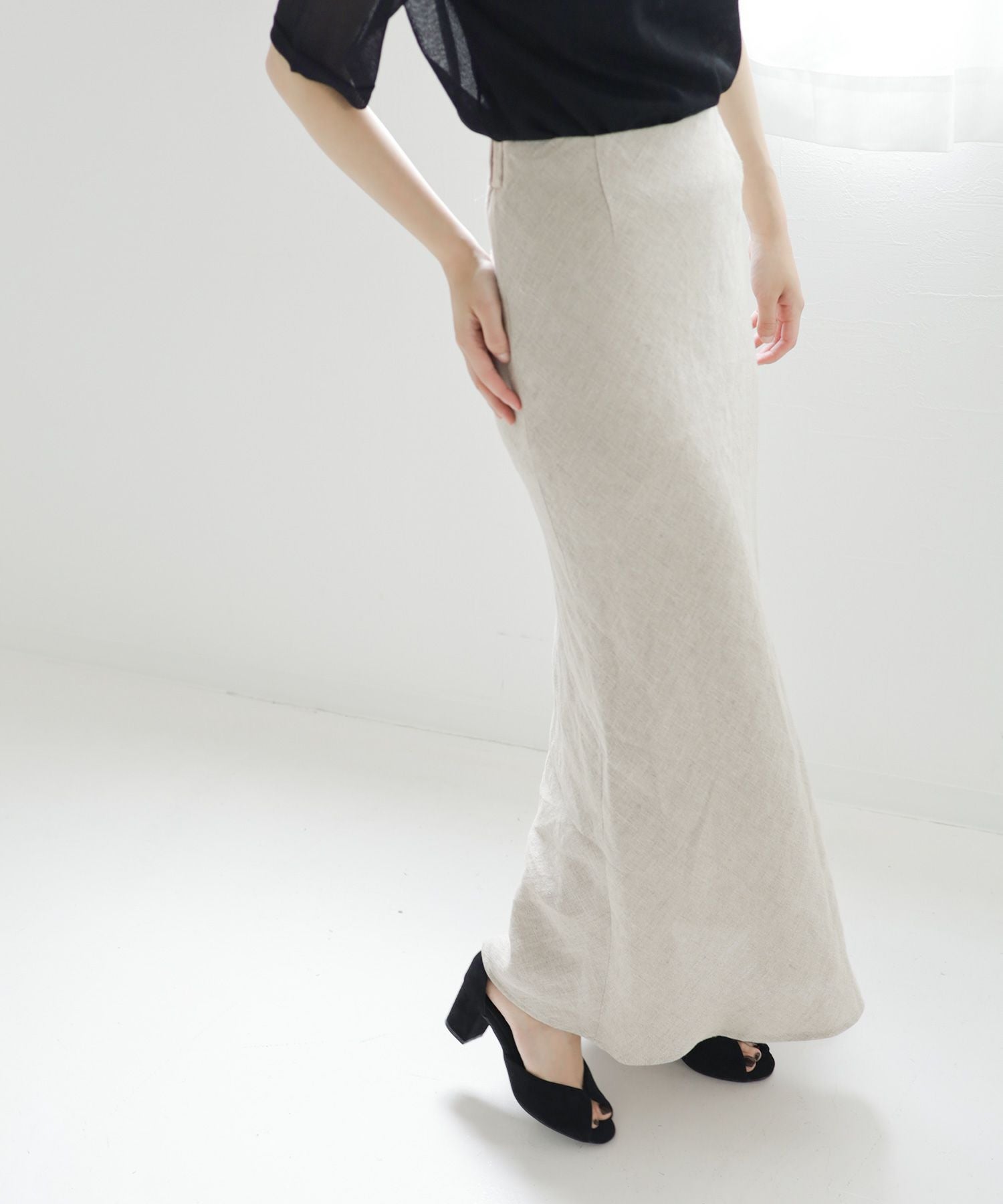 バタフライデザインの6.5cmチャンキーヒールストラップサンダル 一部3月末頃入荷予定