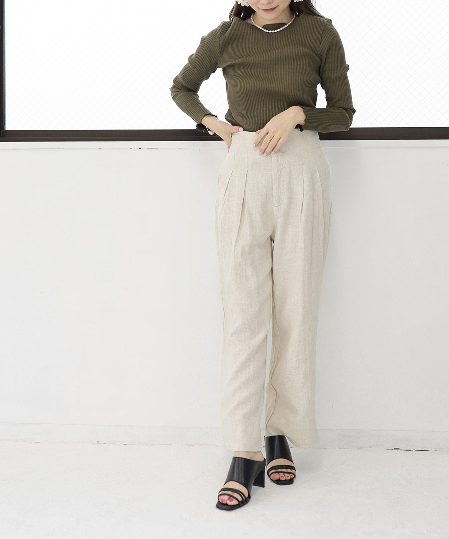 スクエアトゥメニーストラップミュールサンダル