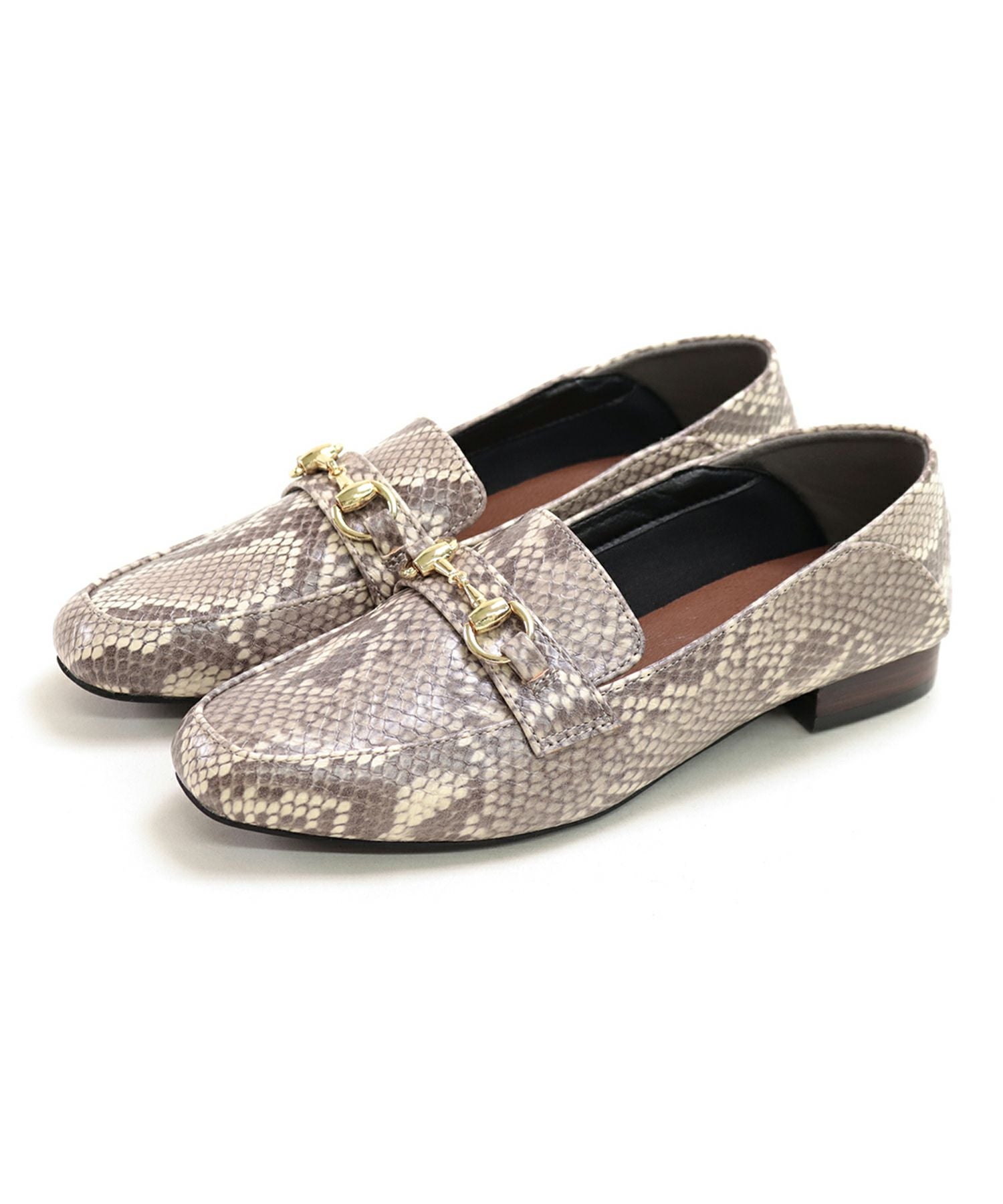 かかとが踏めてバブーシュにもなる!ウッドヒールのスクエアトゥトラッドローファーパンプス 一部2月中旬入荷予定