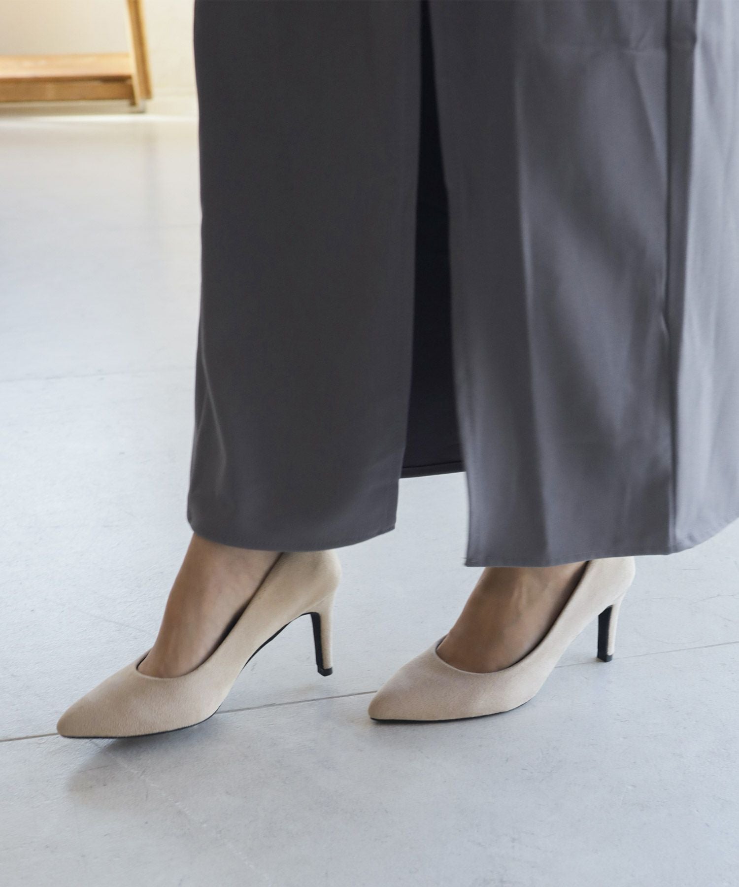 削れないかかとゴム&高機能クッションの美脚ヒールパンプス 一部3月末頃入荷予定