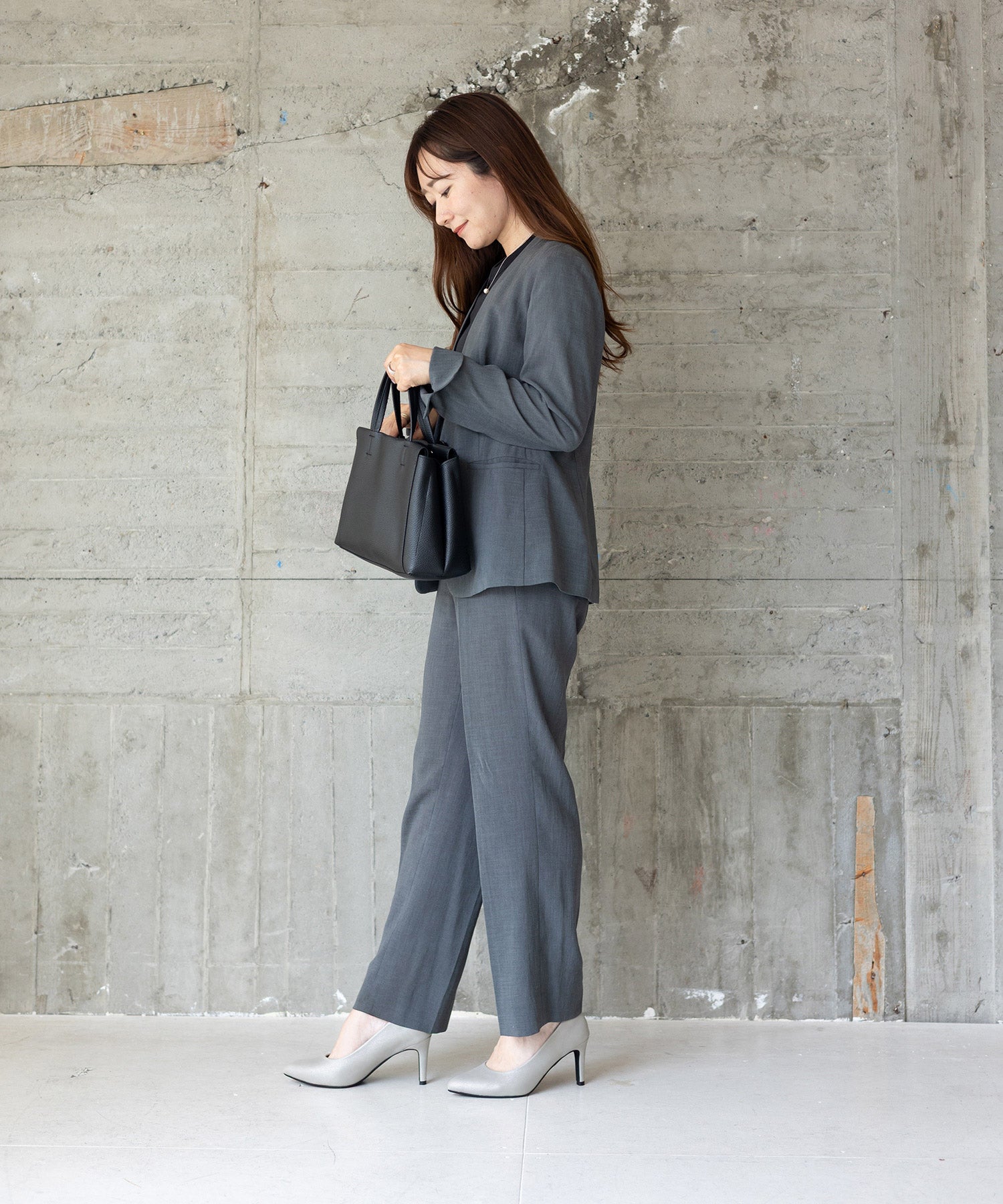 削れないかかとゴム&高機能クッションの美脚ヒールパンプス Newカラー 一部8月下旬入荷予定