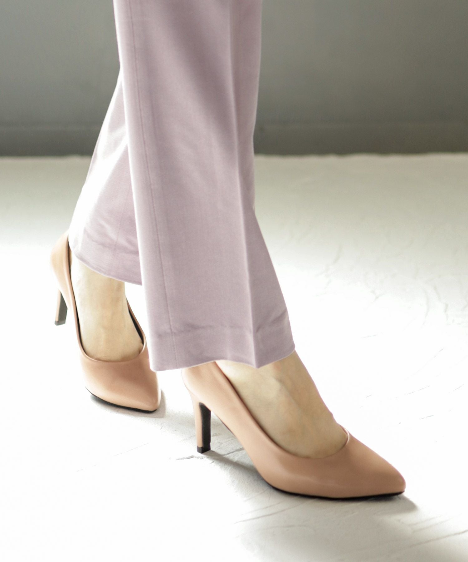 削れないかかとゴム＆高機能クッションの美脚ヒールパンプス 一部3月末頃入荷予定