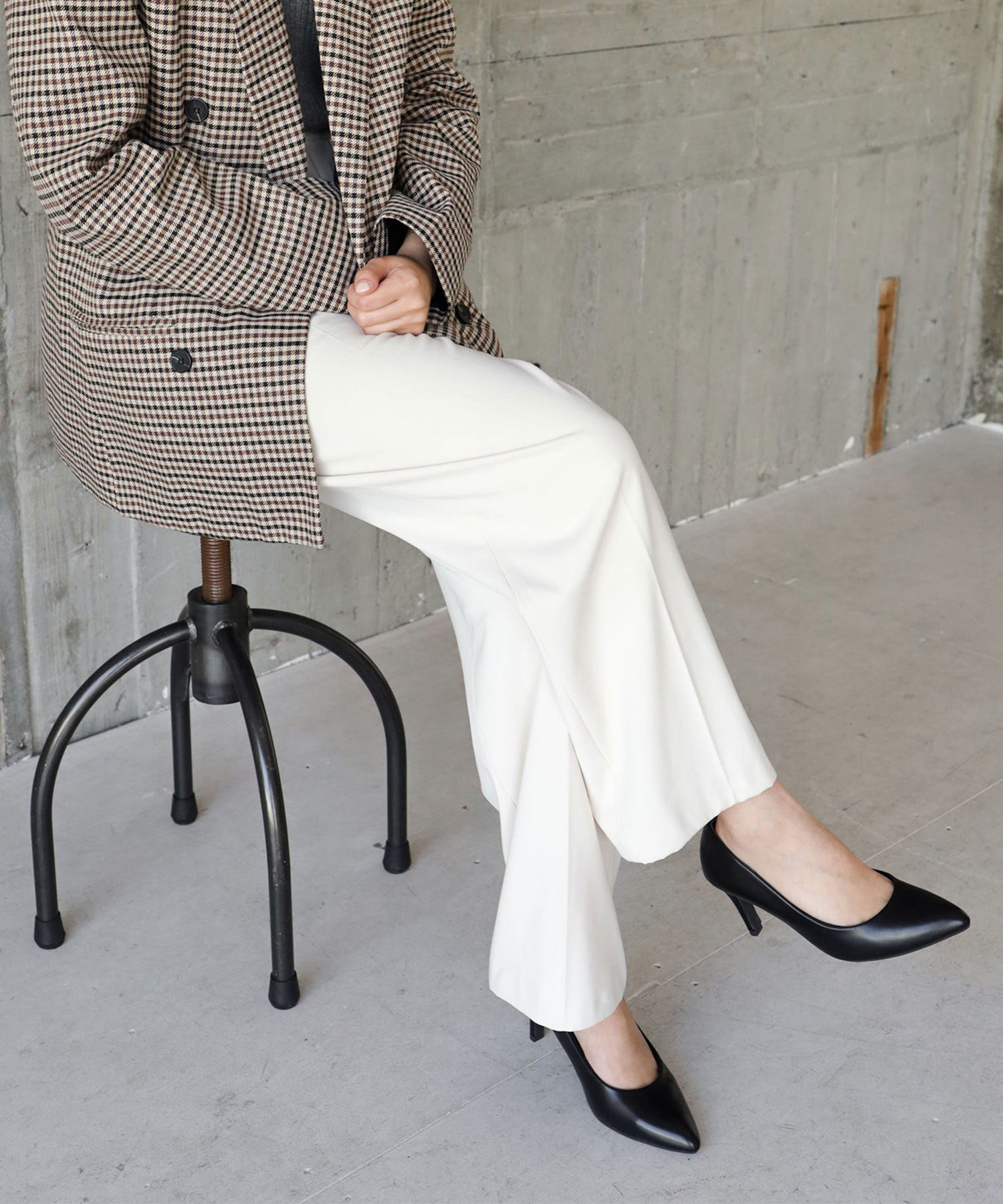削れないかかとゴム＆高機能クッションの美脚ヒールパンプス Newカラー 一部8月下旬入荷予定