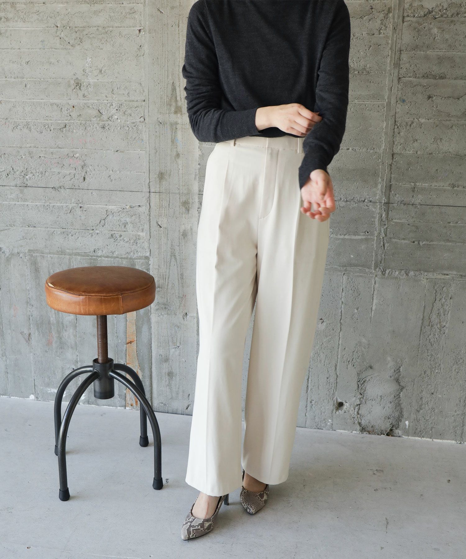 削れないかかとゴム&高機能クッションの美脚ヒールパンプス 一部3月末頃入荷予定