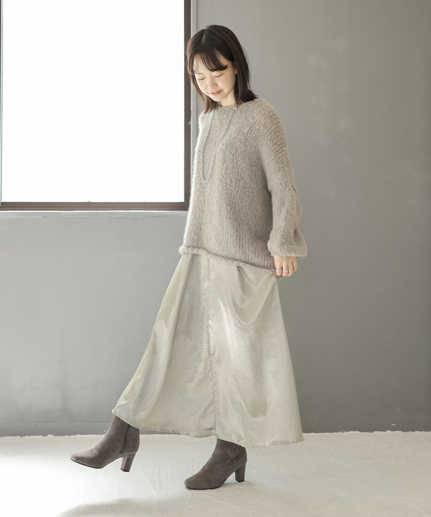 スリムフィットストレッチスクエアトゥショートブーツ