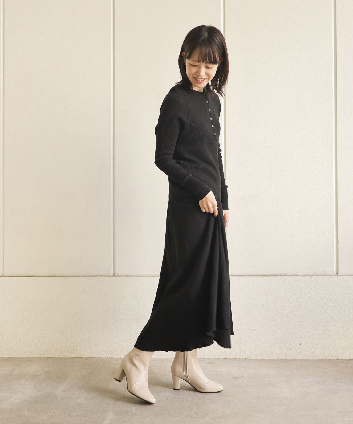 スリムフィットストレッチスクエアトゥショートブーツ