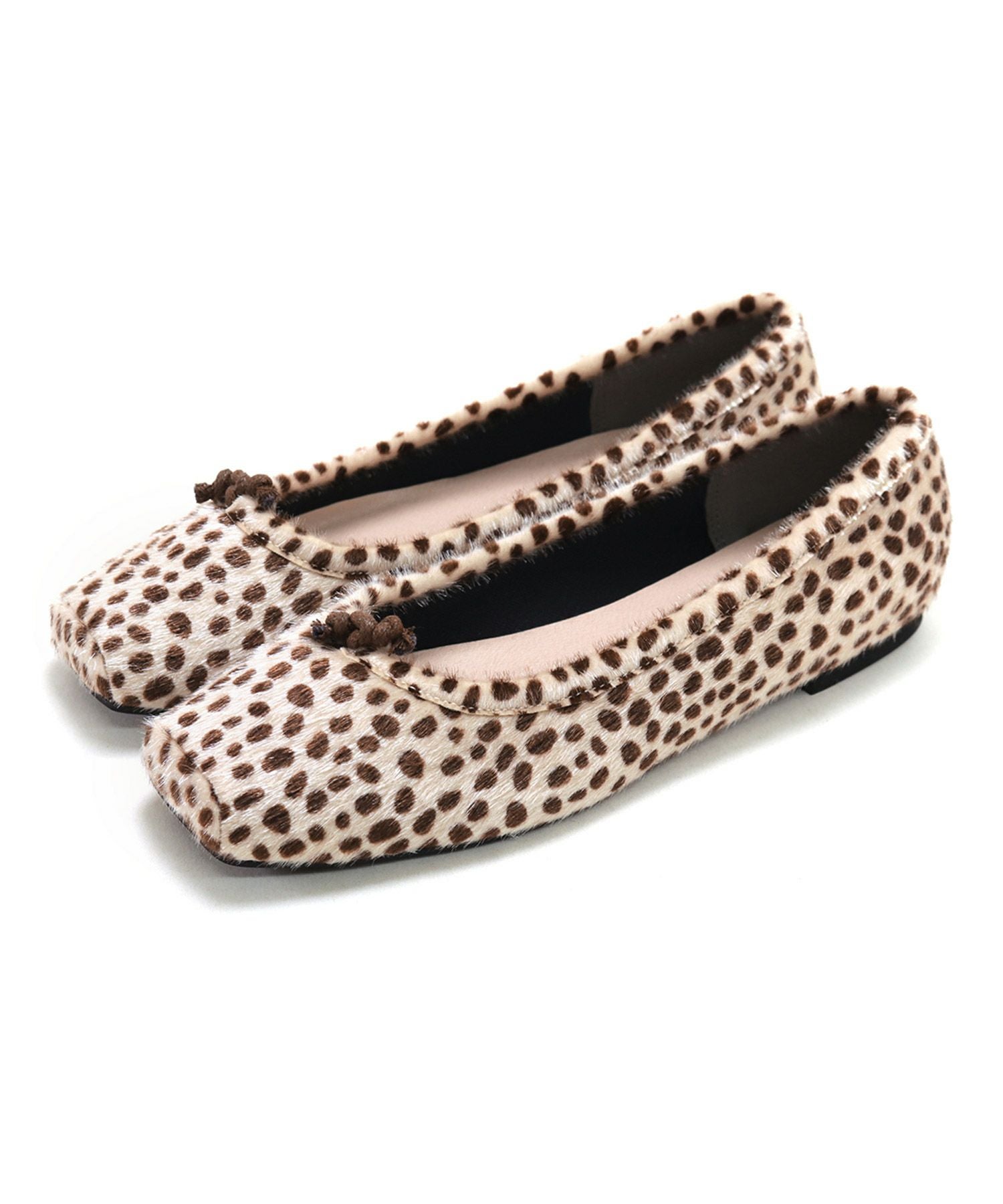 グロッシーサテンのスクエアトゥバレエシューズパンプス