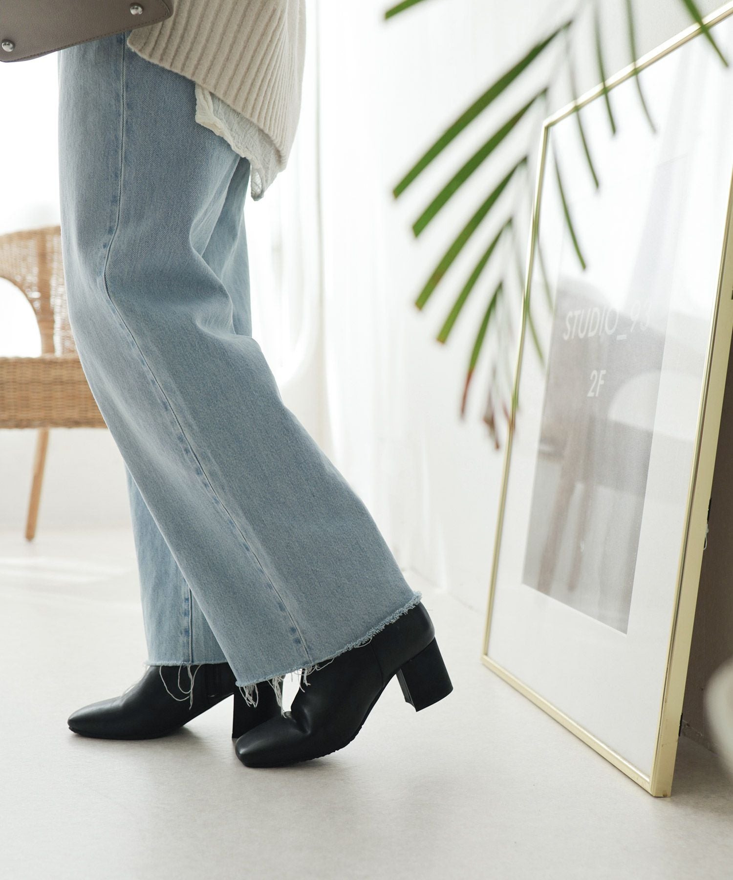 インナーファーであったかスクエアトゥチャンキーヒールショートブーツ