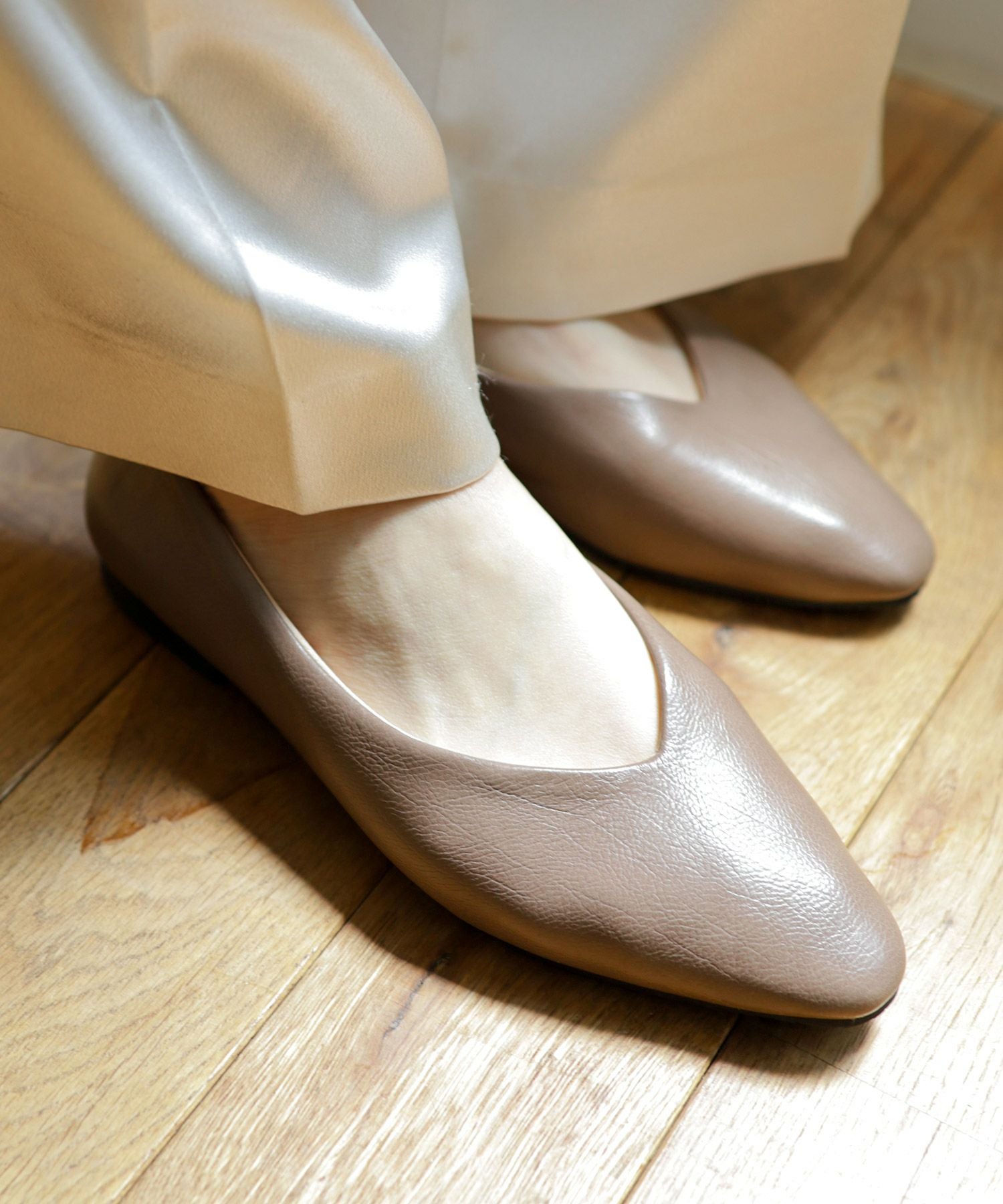 生活防水対応Vカットフラットレインパンプス/オールウェザーパンプス/晴雨兼用 一部4月中旬入荷予定