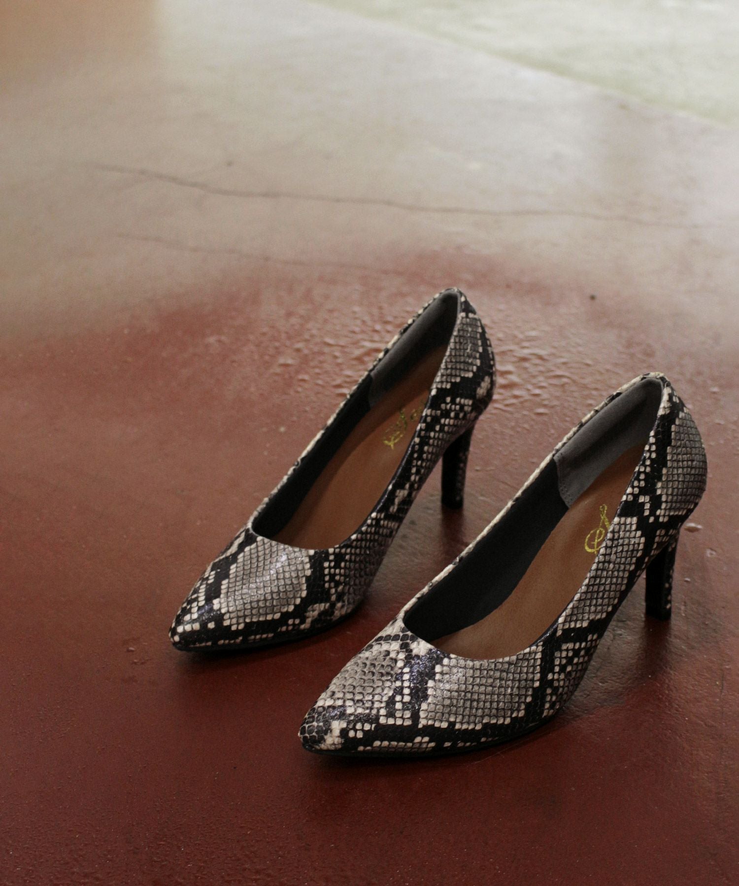 生活防水対応＆削れにくいかかとゴム使用のレインパンプス/オールウェザーパンプス/晴雨兼用