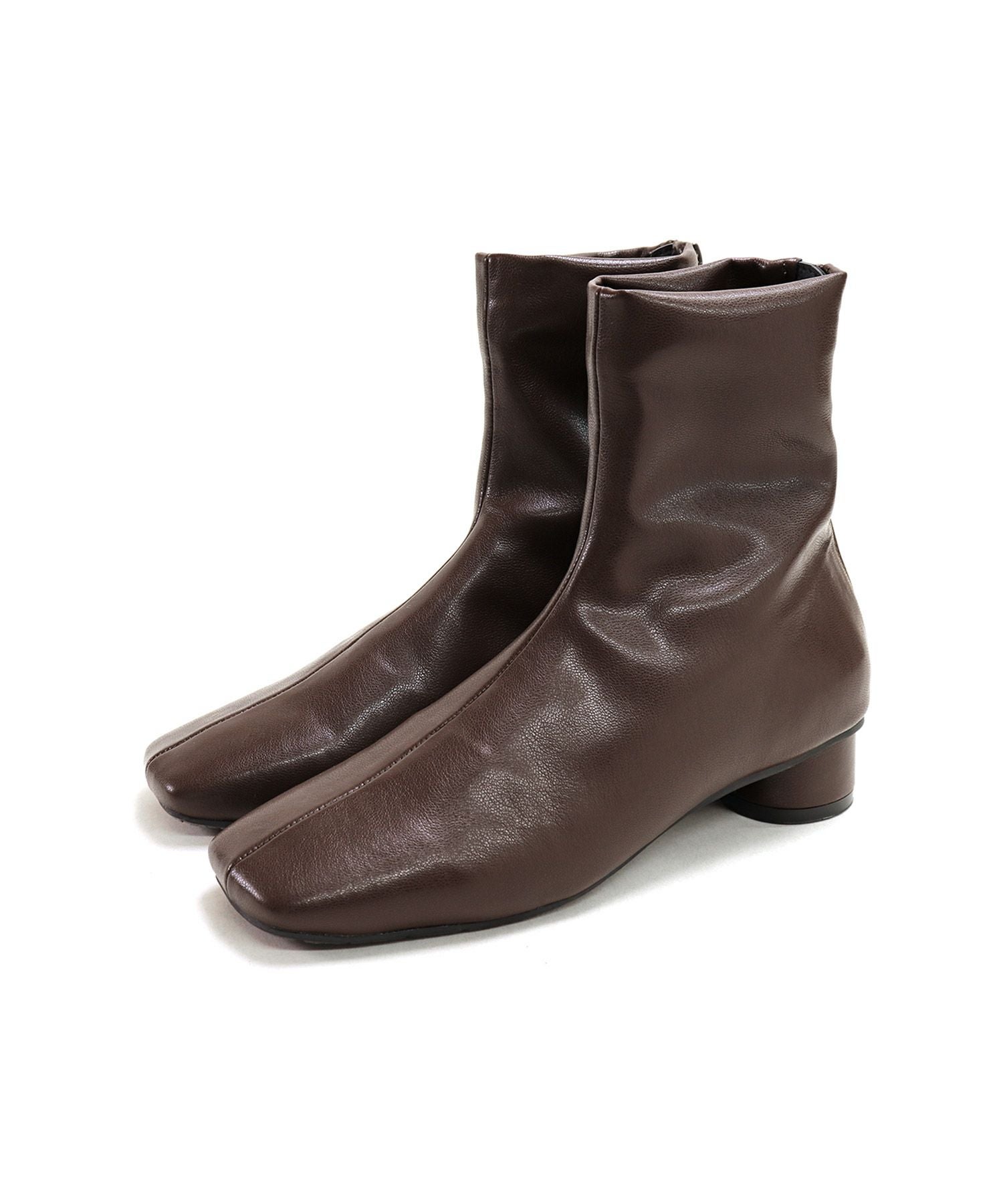 ローヒールスリムストレッチショートブーツ