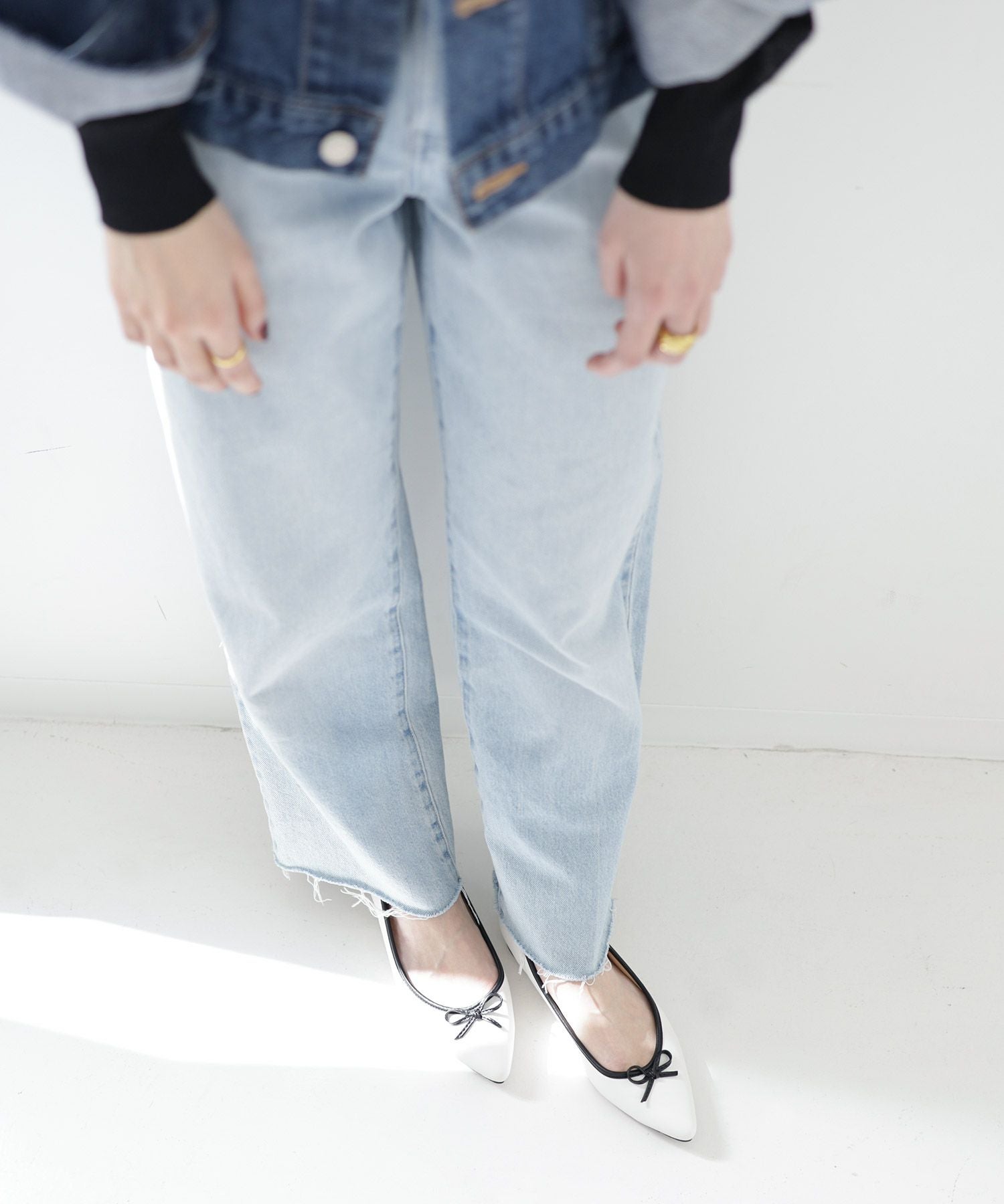 ポインテッドトゥのリボン付きローヒールレインパンプス/レインシューズ