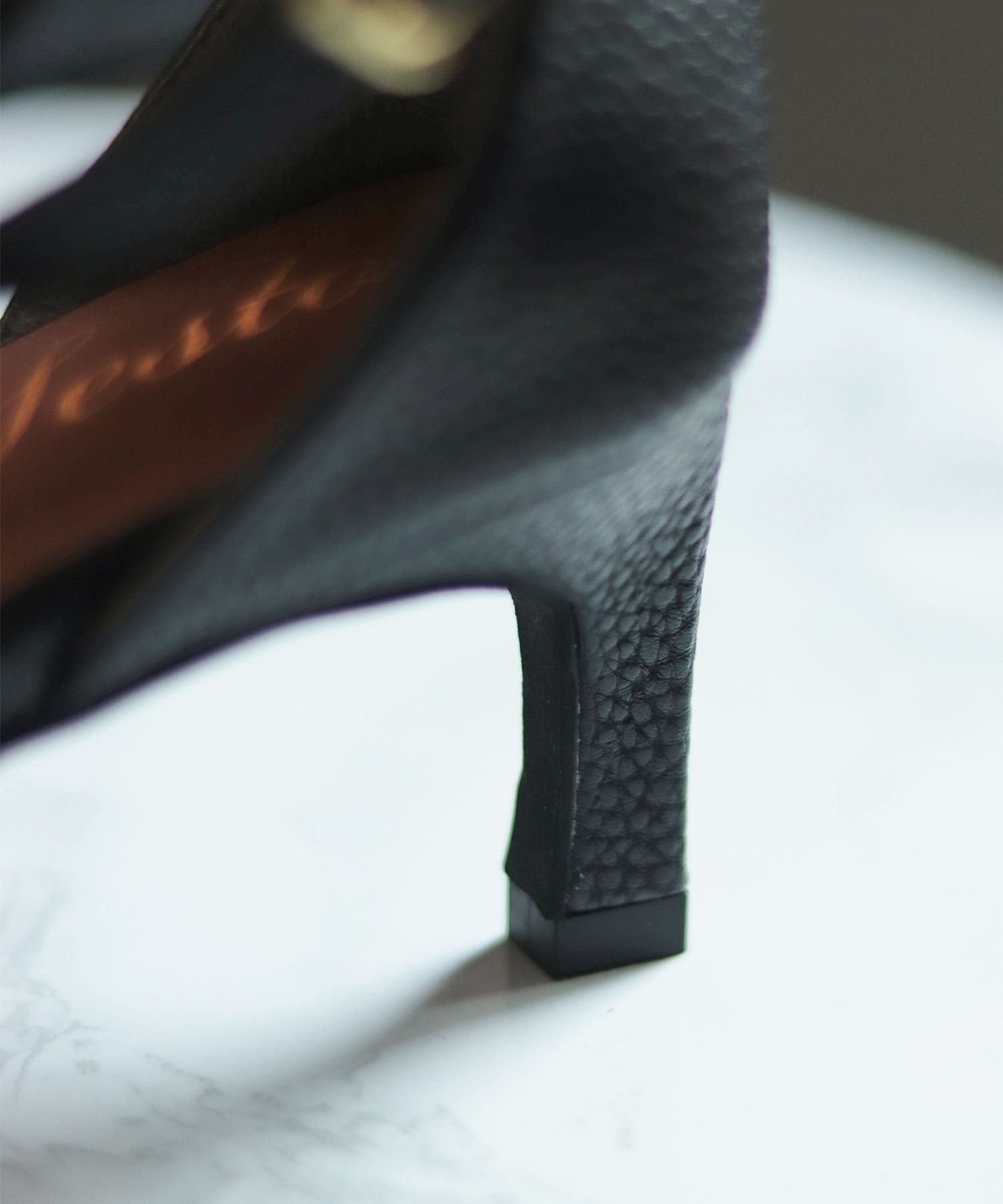 ストレートヒールアンクルストラップサンダル 一部3月末・4月下旬入荷予定