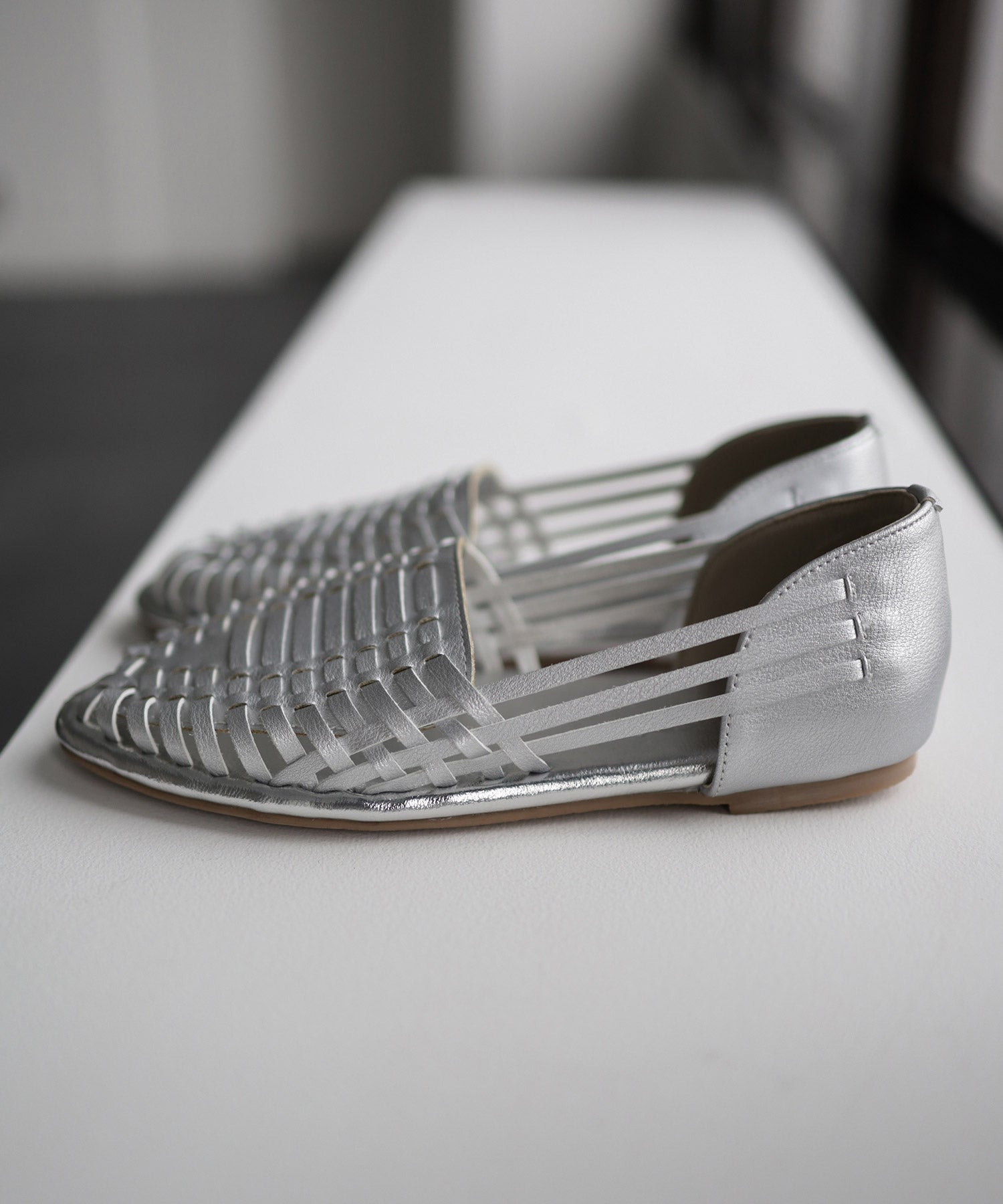 編み込みメッシュのグルカサンダル Newカラー