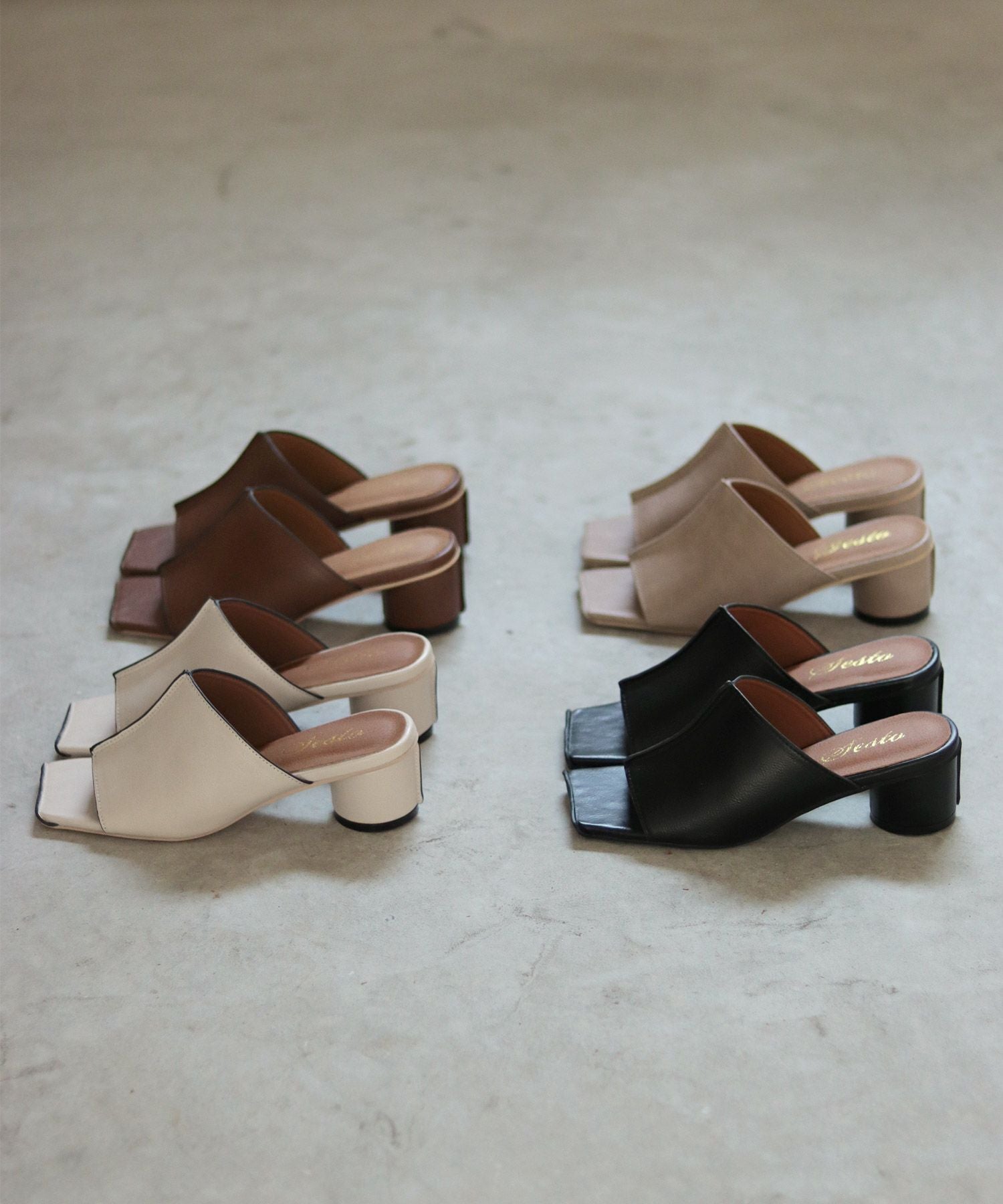 サークルヒールスクエアトゥミュールサンダル