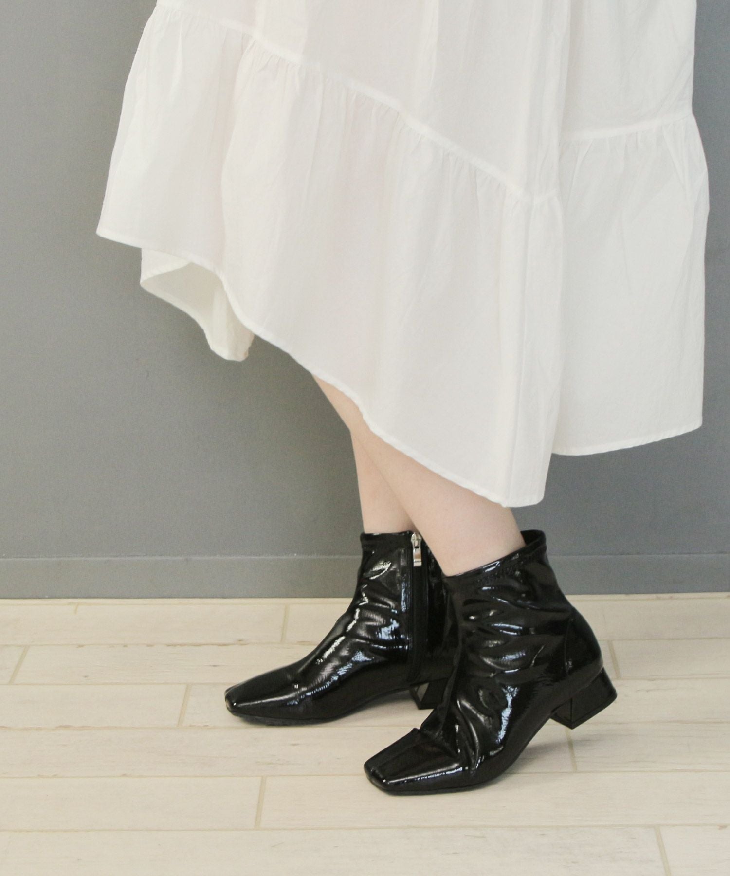 【4E幅広・大きいサイズ】スクエアトゥレインブーツ