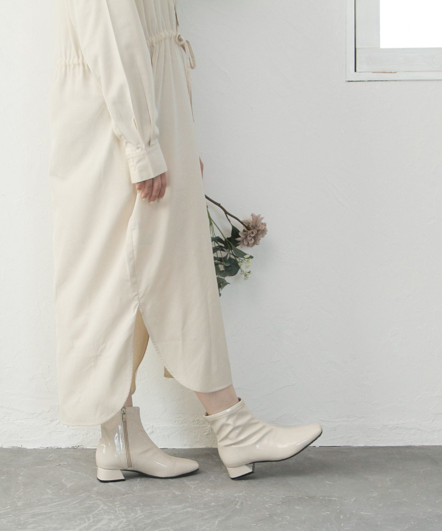 【4E幅広・大きいサイズ】スクエアトゥレインブーツ