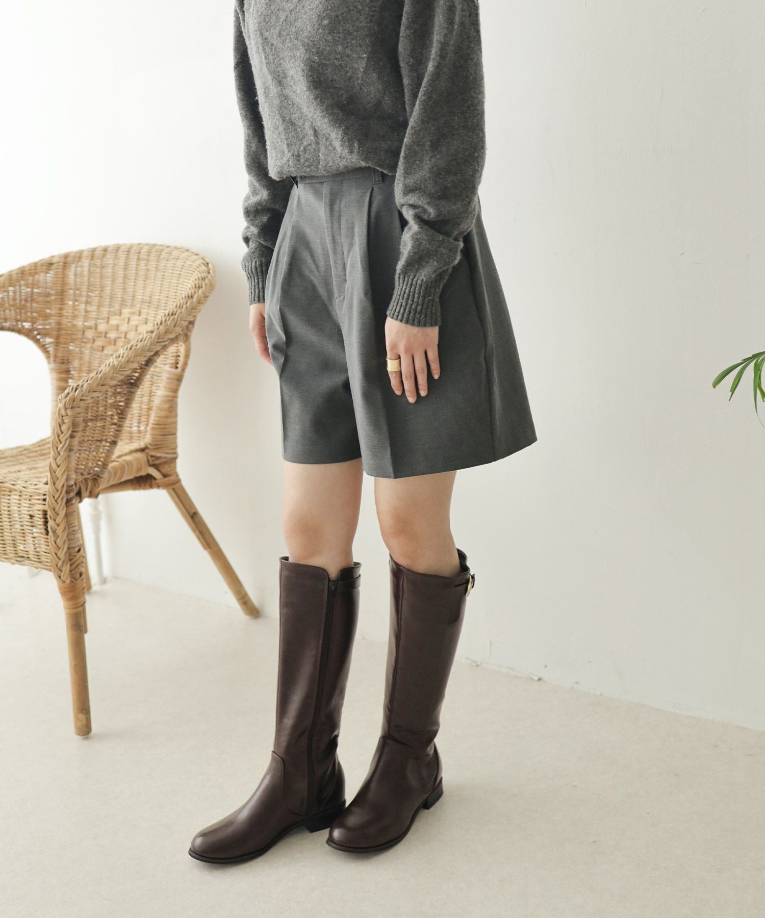 サイドベルトのジョッキーブーツ/ロングブーツ