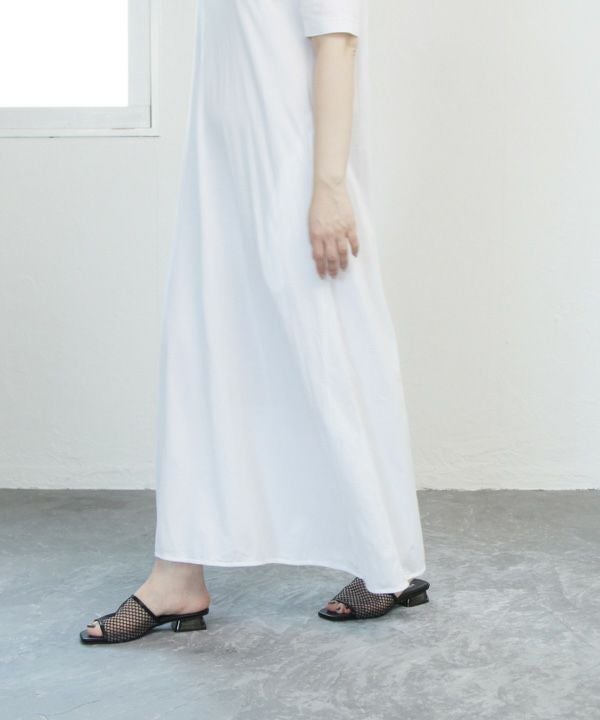 【4E幅広・大きいサイズ】スクエアトゥメッシュクリアヒールサンダル ▲返品交換不可