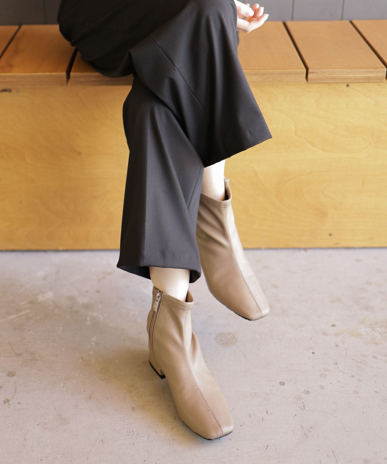 生活防水!レイン仕様スクエアトゥローヒールショートブーツ 一部4月中旬入荷予定