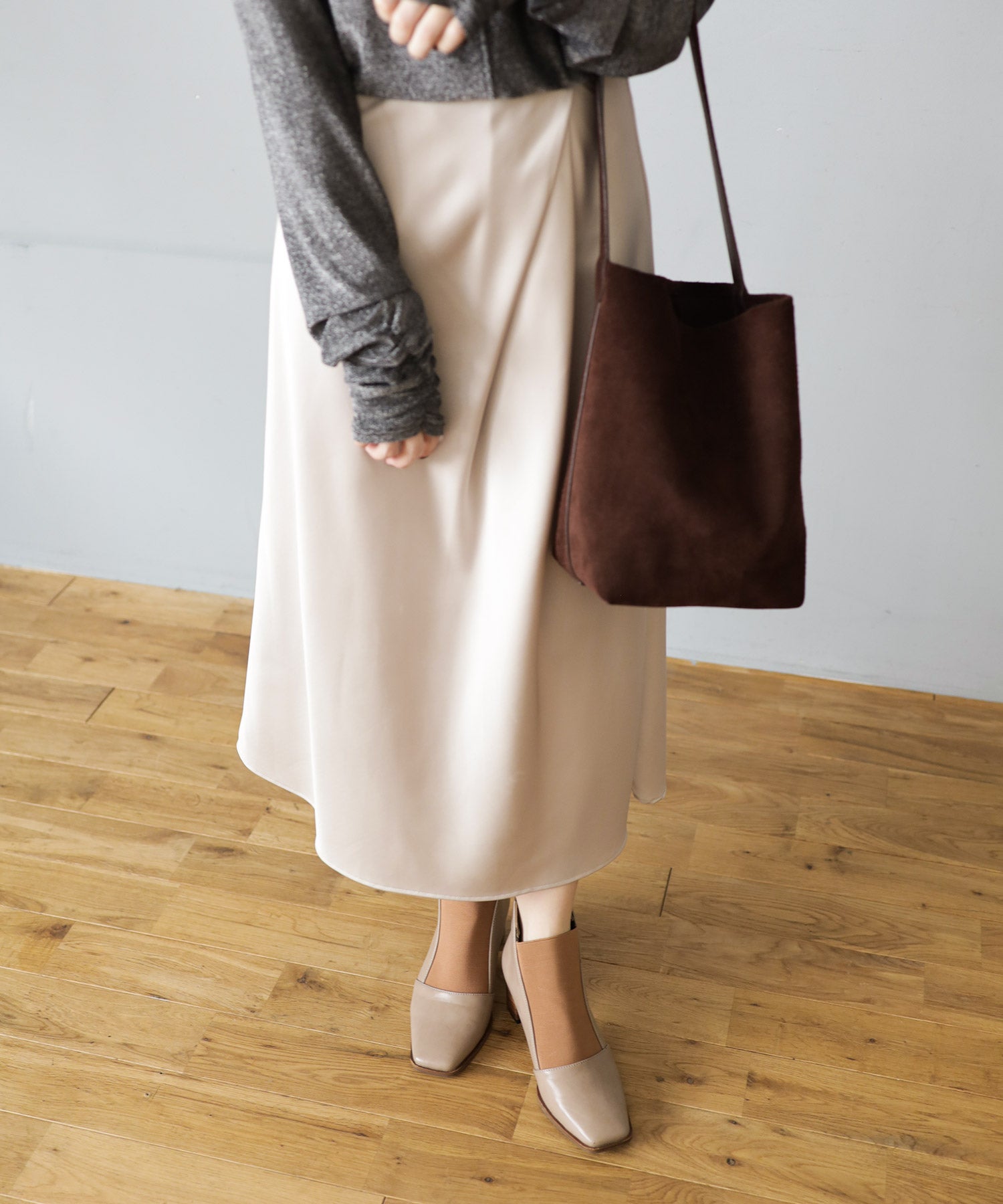 ウッドヒールのゴムフィットアンクルブーティ風パンプス【公式ショップ・ZOZOTOWN・amazon限定販売アイテム】