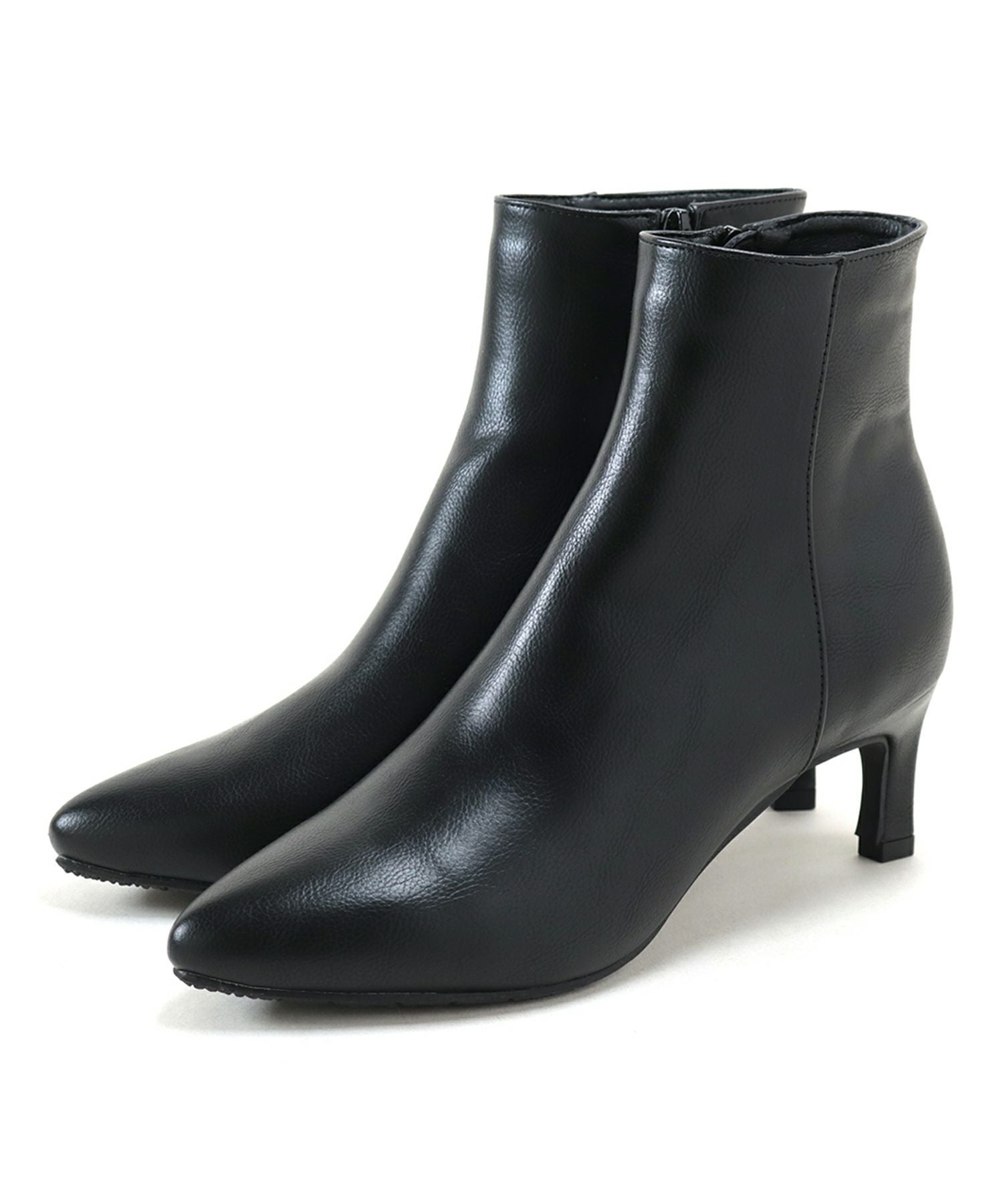 削れにくいかかとゴム使用！ポインテッドトゥストレートヒールショートブーツ