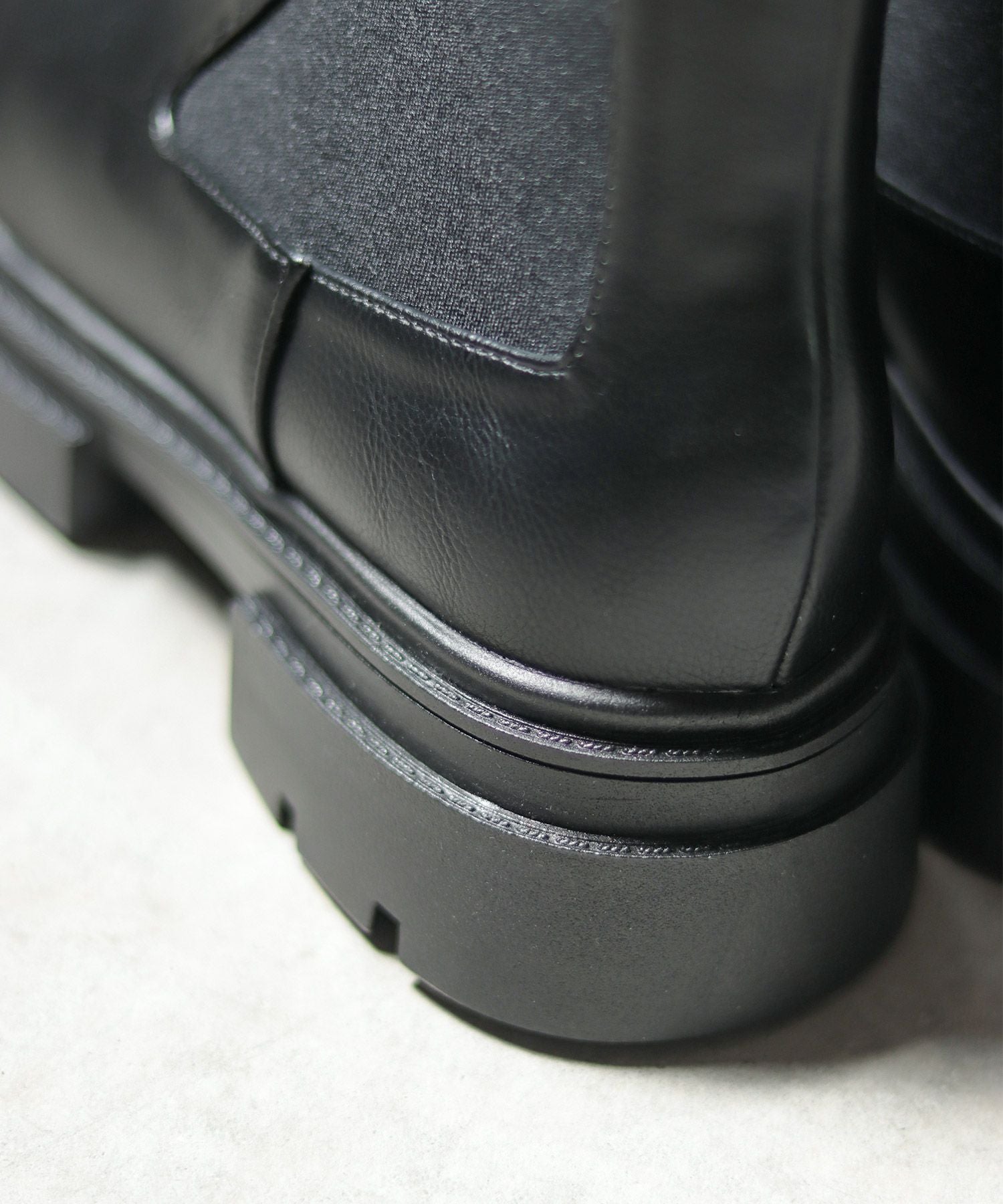 ボリュームソールサイドゴアショートブーツ▲返品不可