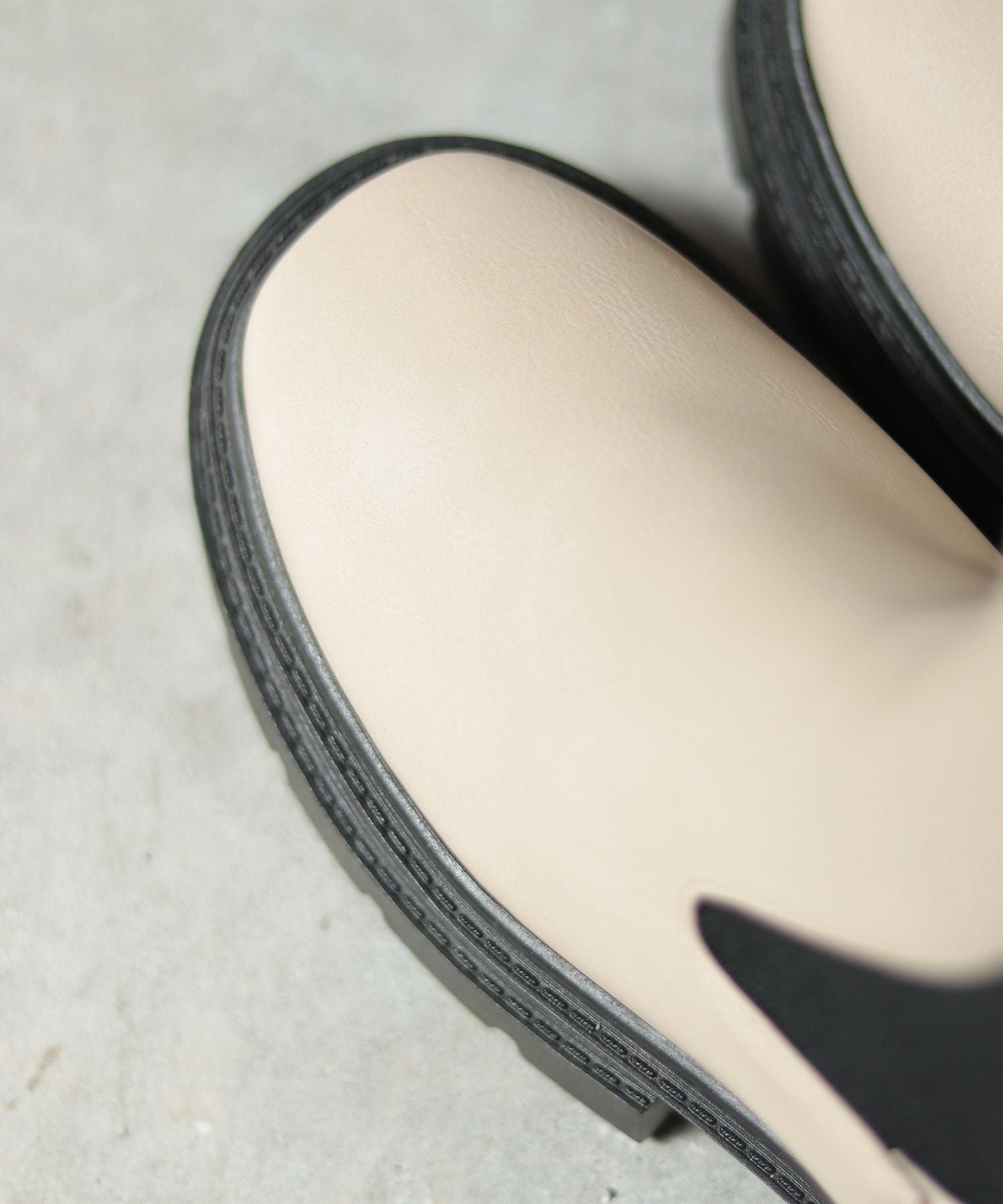 ボリュームソールサイドゴアショートブーツ▲返品不可