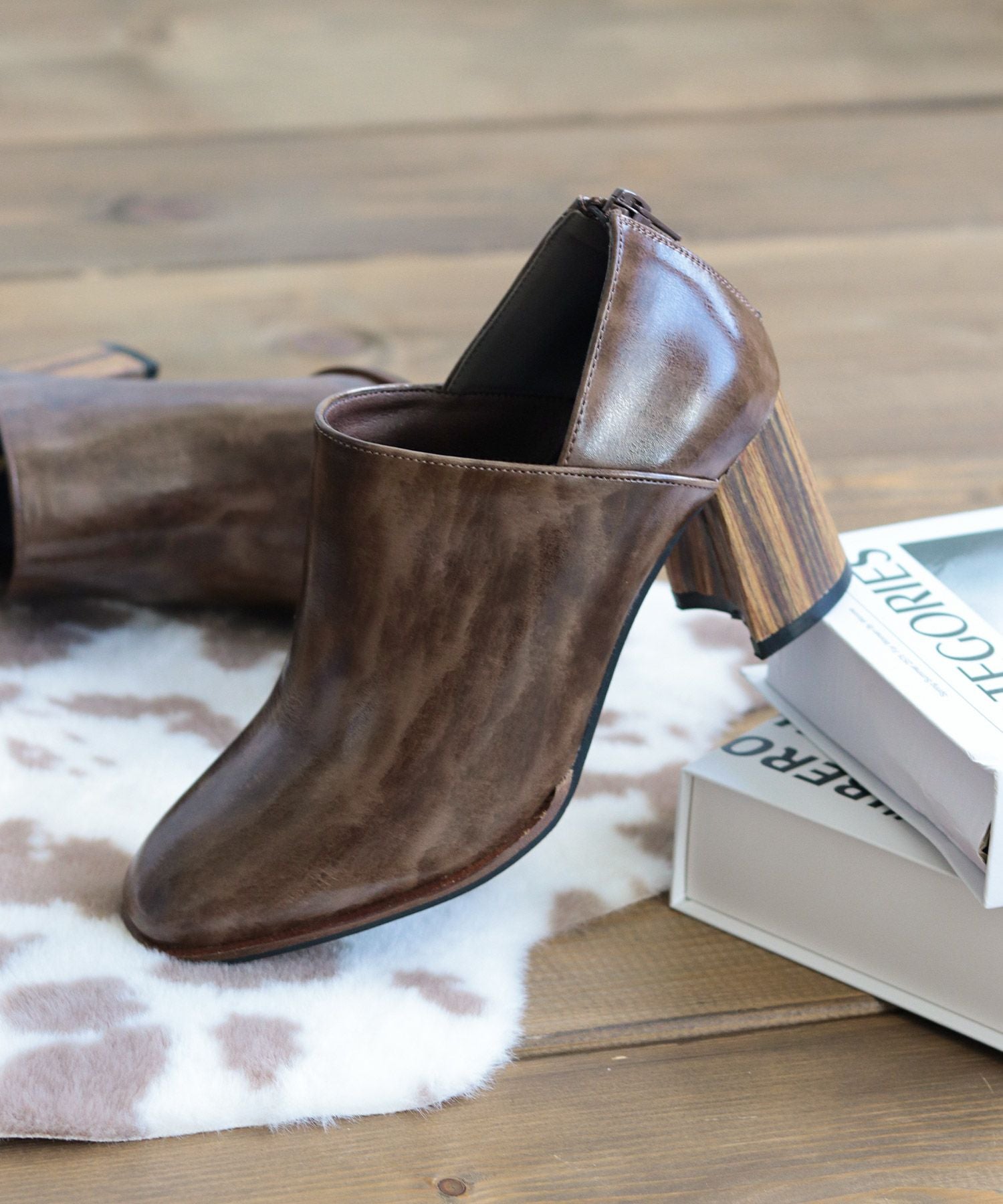 ウッドヒールブーティ 【公式ショップ・ZOZOTOWN・Amazon・ロコンド