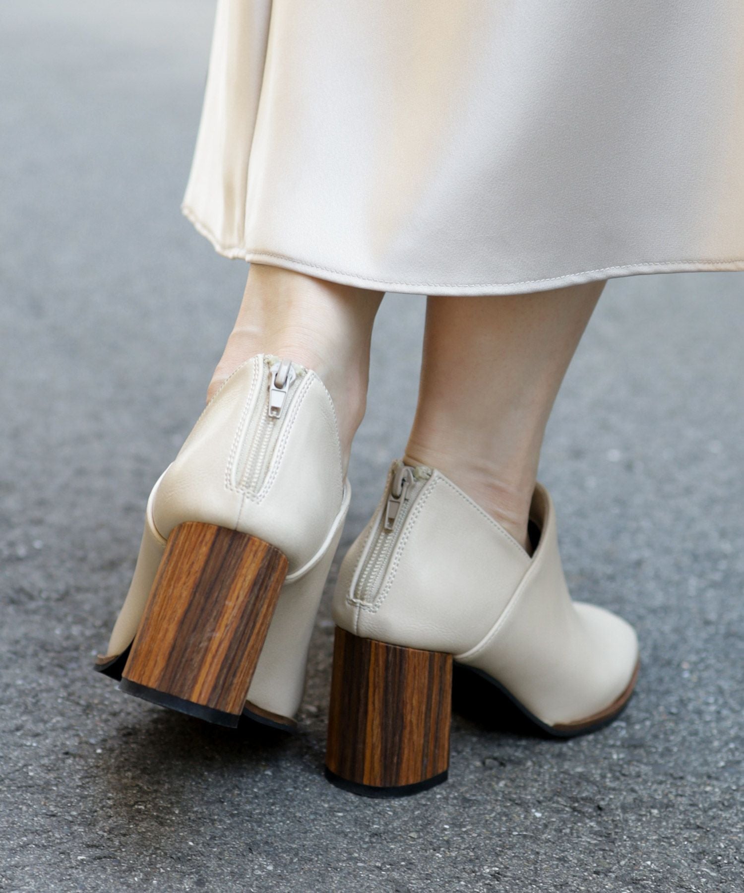 ウッドヒールブーティ 【公式ショップ・ZOZOTOWN・Amazon・ロコンド限定販売アイテム】
