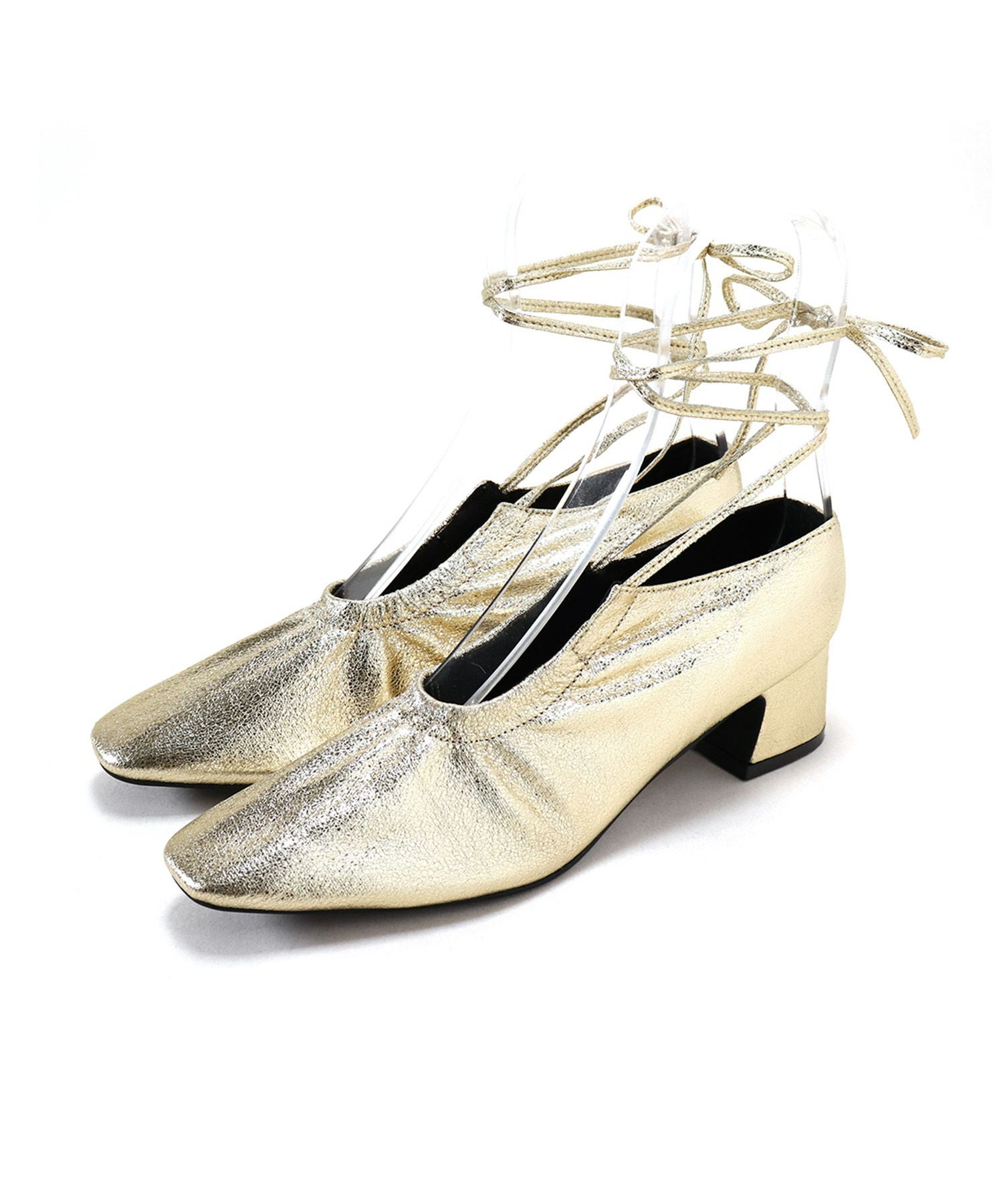 スクエアトゥレースアップパンプス