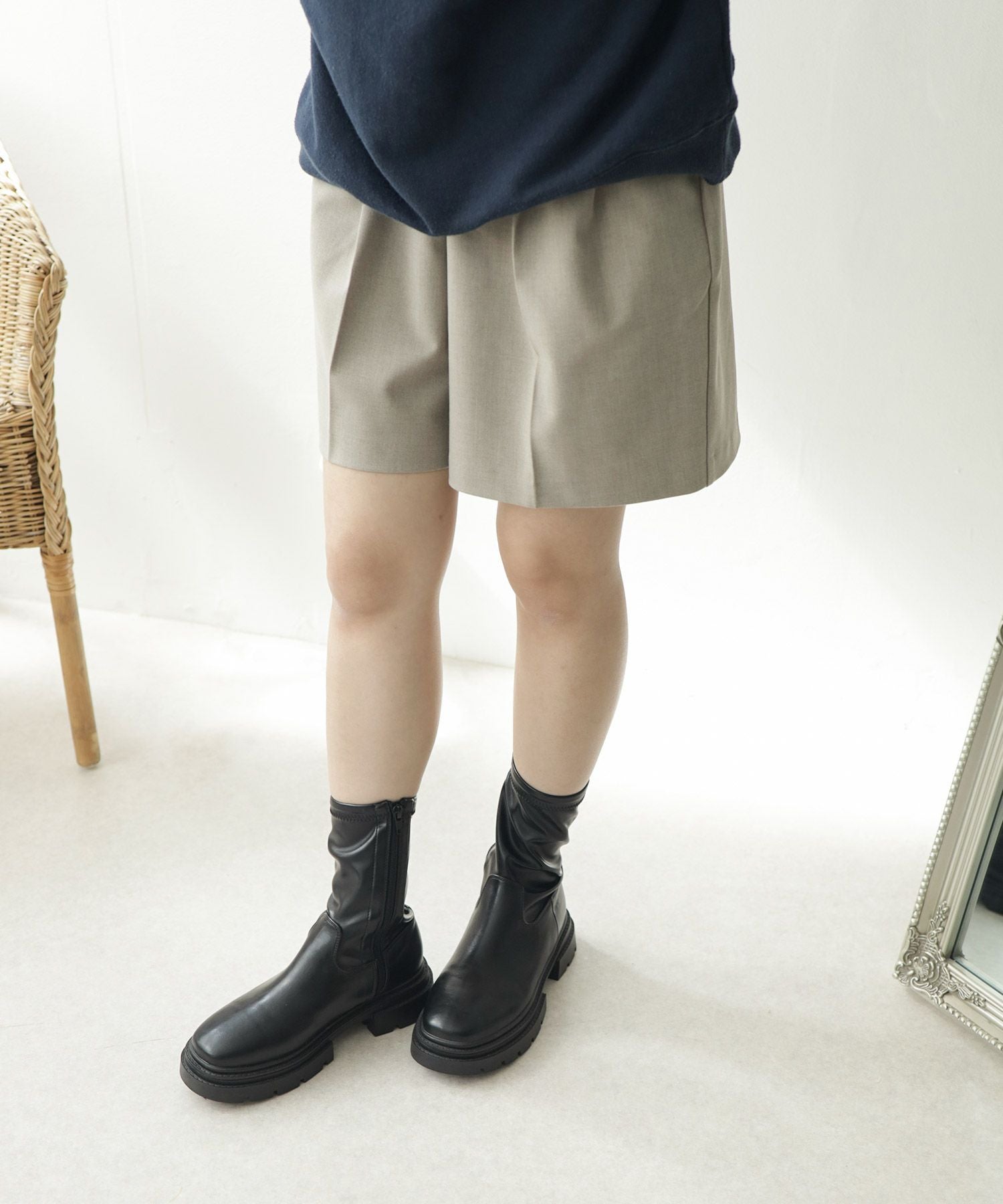 ボリュームトラックソール厚底ストレッチショートブーツ【公式ショップ・ZOZOTOWN・Amazon限定販売アイテム】▲返品不可