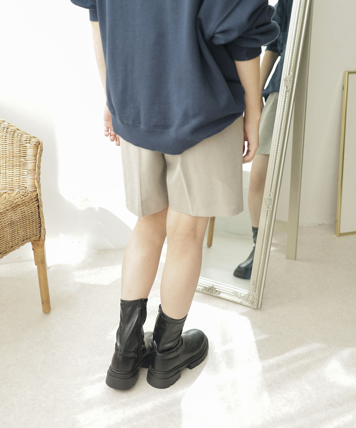 ボリュームトラックソール厚底ストレッチショートブーツ【公式ショップ・ZOZOTOWN・Amazon限定販売アイテム】▲返品不可